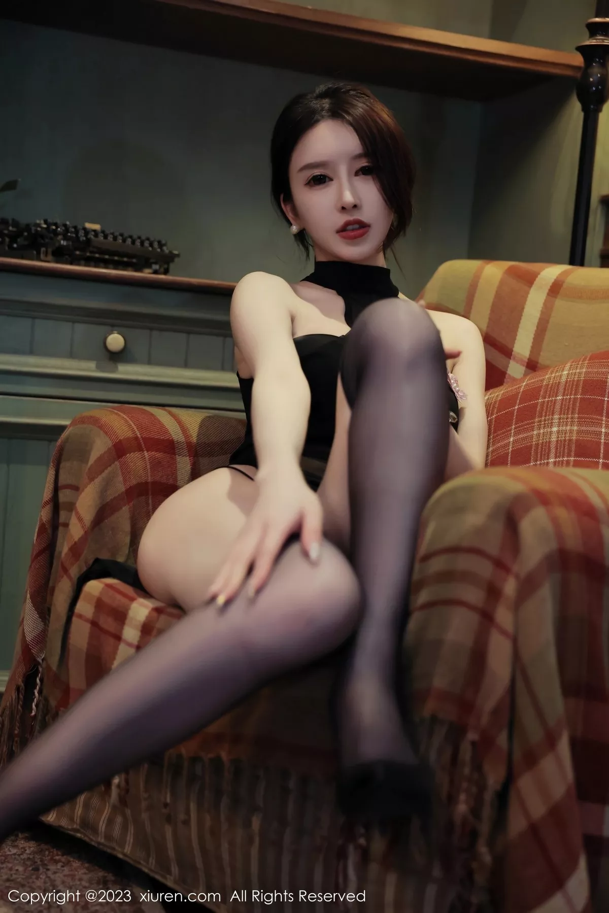 图片[15]-[XiuRen秀人网]第6498期玉兔写真-秀人集