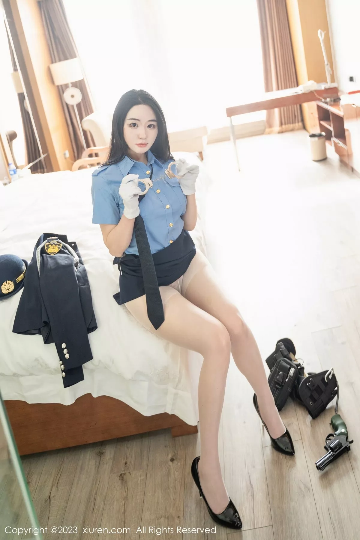 图片[42]-[XiuRen秀人网]第6497期汐汐爱吃草莓写真-秀人集