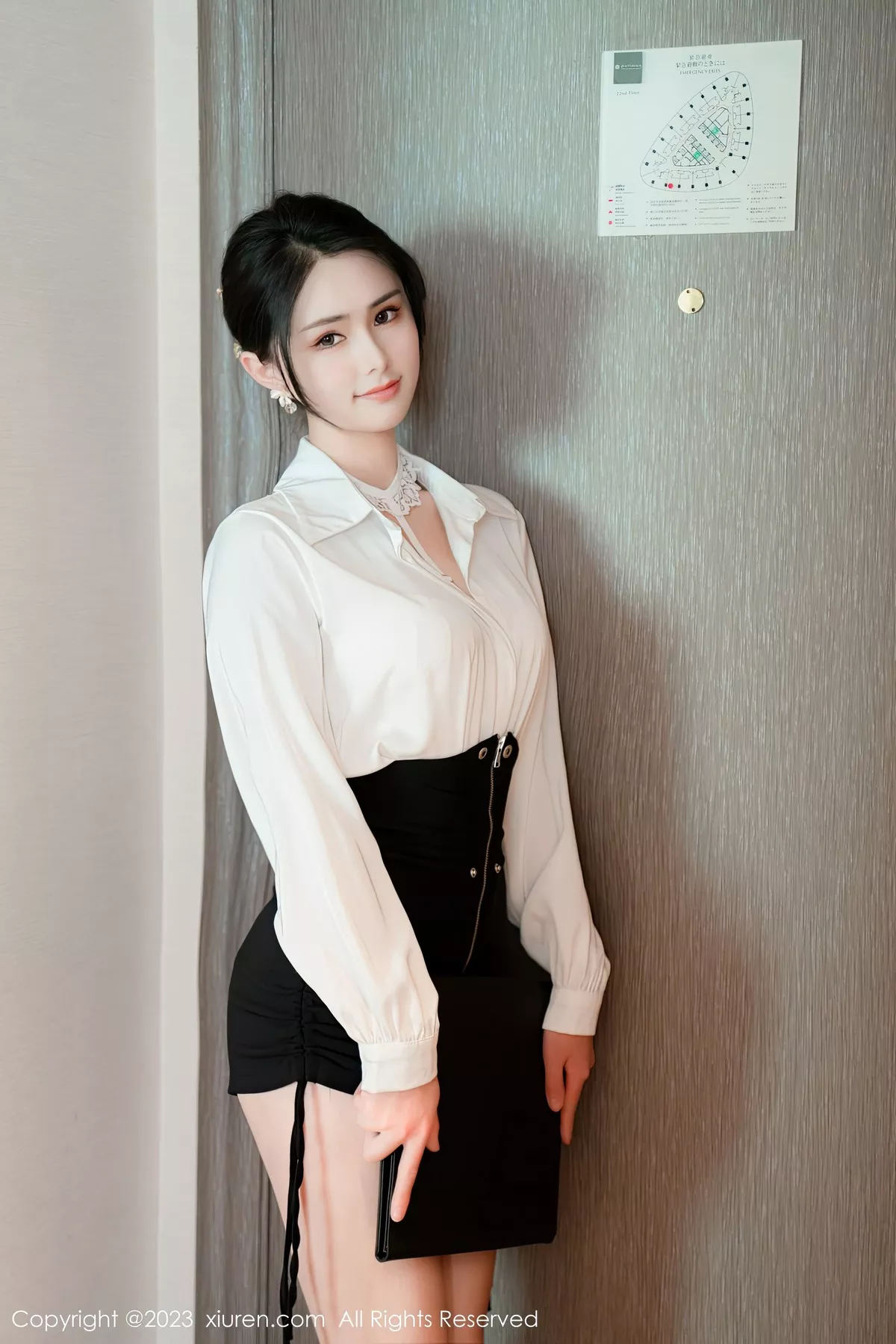 图片[14]-[XiuRen秀人网]第6520期艾希儿写真-秀人集