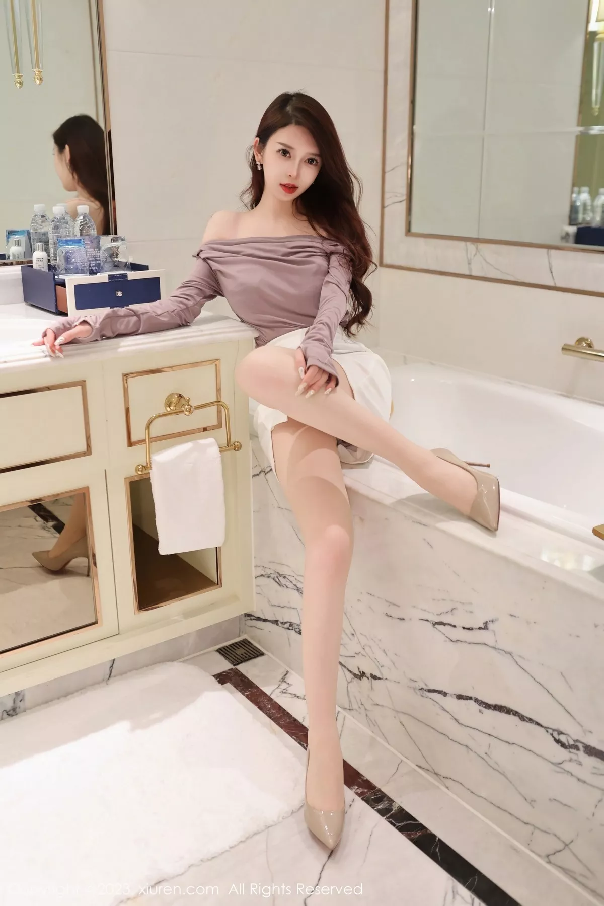 图片[12]-[XiuRen秀人网]第6728期玉兔写真-秀人集