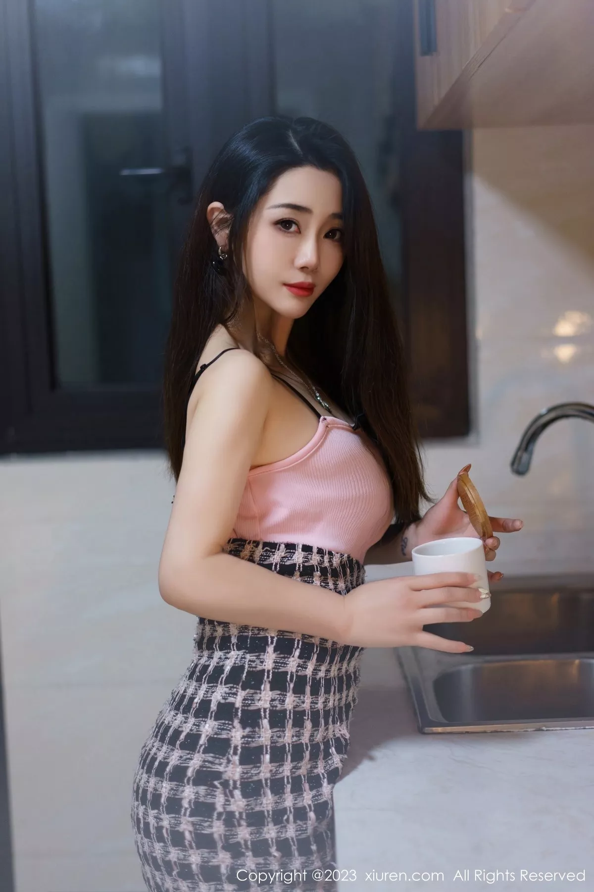 图片[32]-[XiuRen秀人网]第6799期严利娅写真-秀人集
