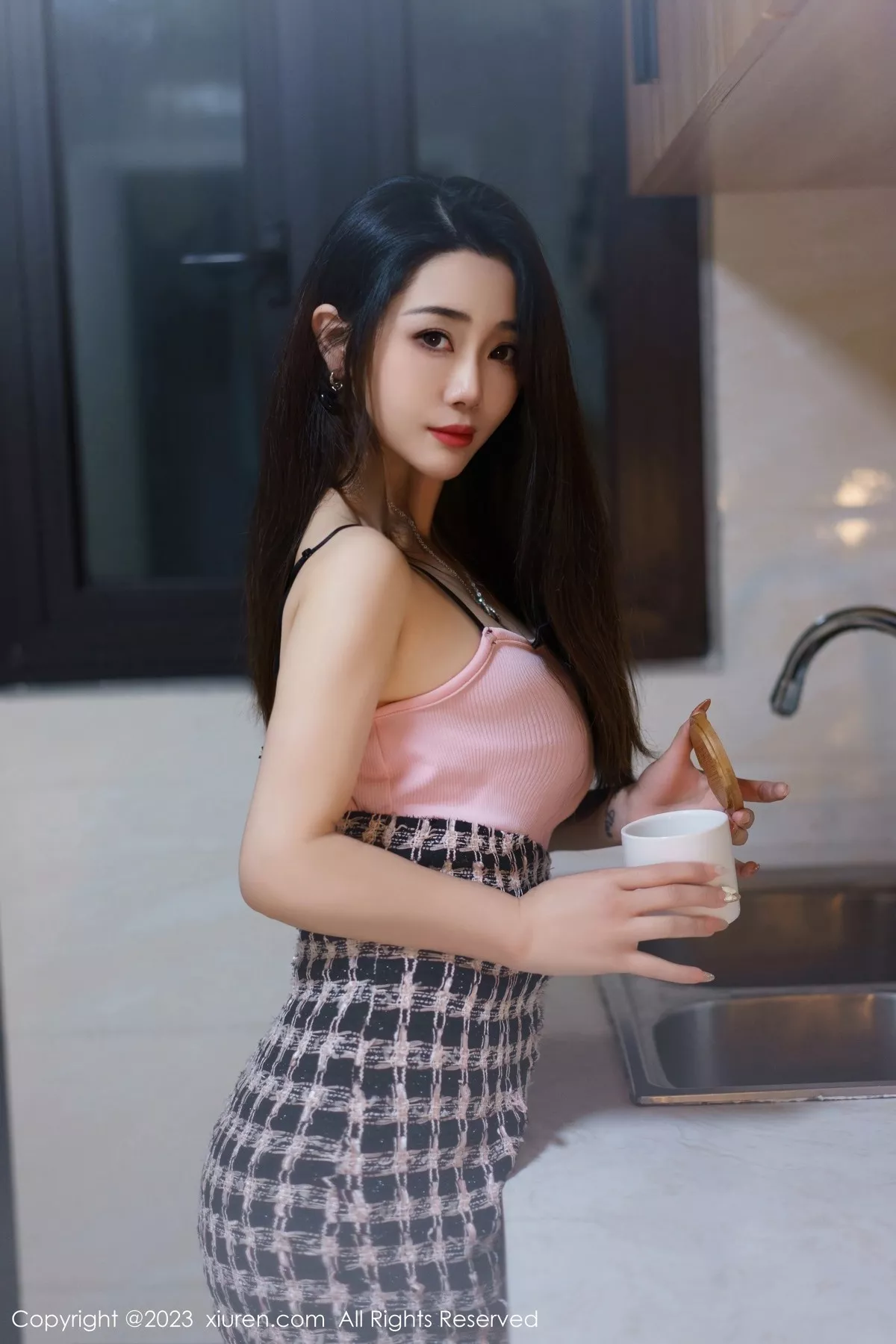 图片[5]-[XiuRen秀人网]第6799期严利娅写真-秀人集
