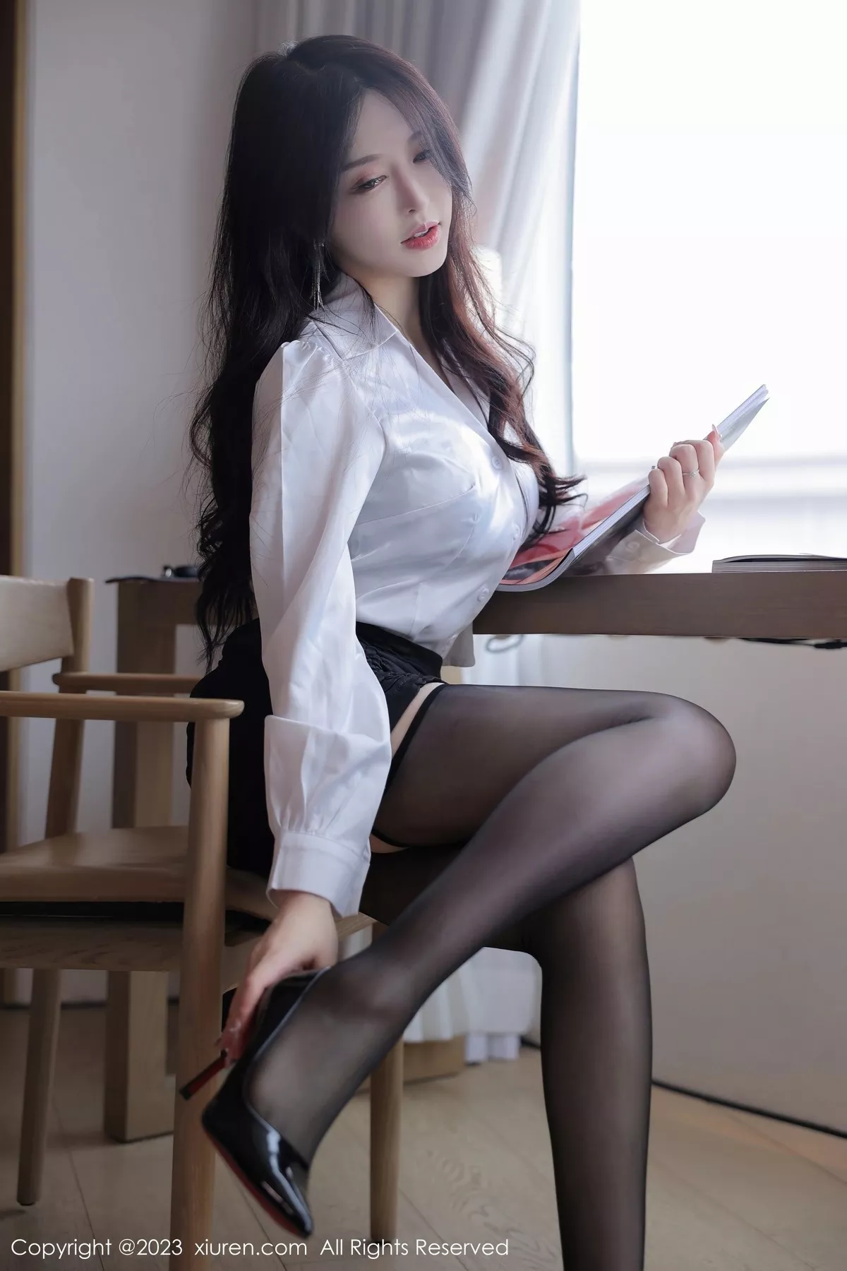 图片[4]-[XiuRen秀人网]第6824期玉兔写真-秀人集