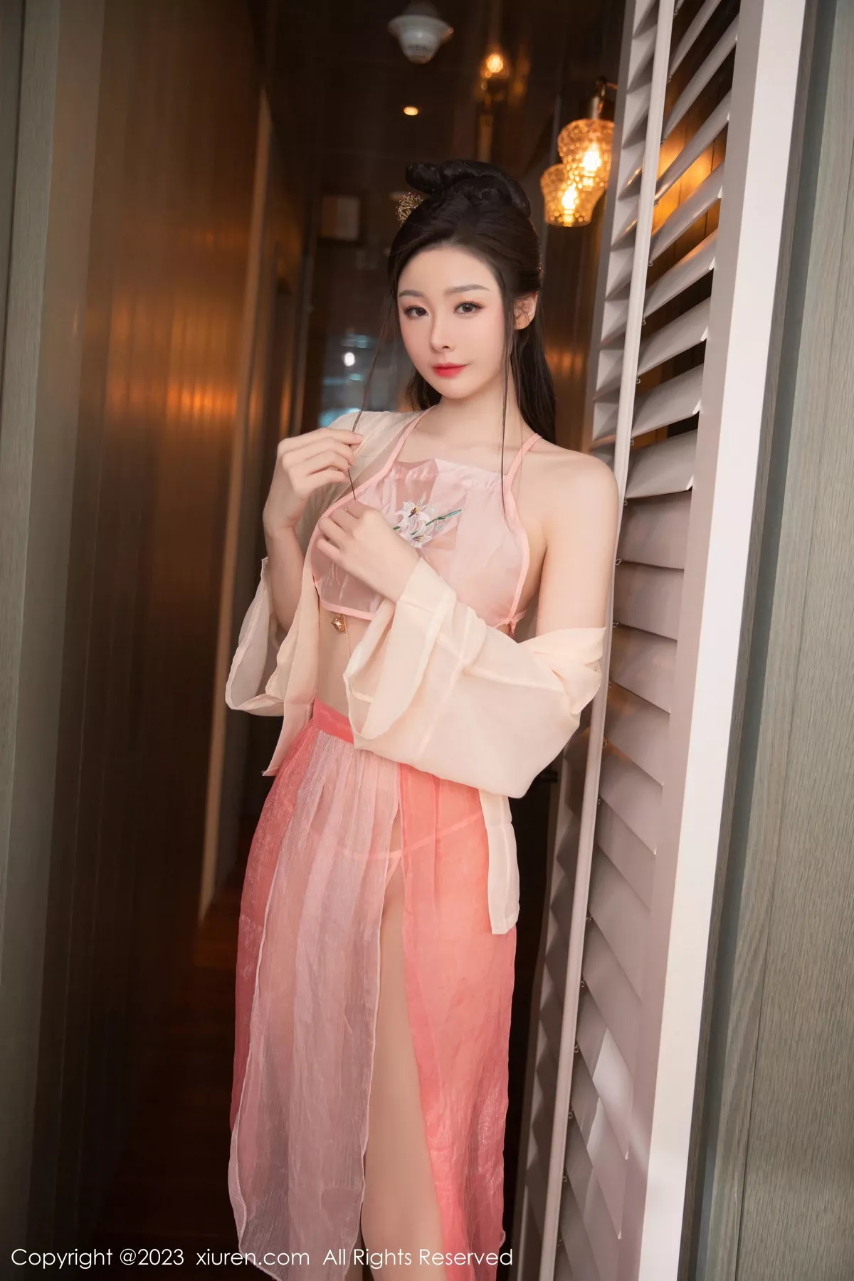 图片[3]-[XiuRen秀人网]第7075期是小逗逗写真-秀人集