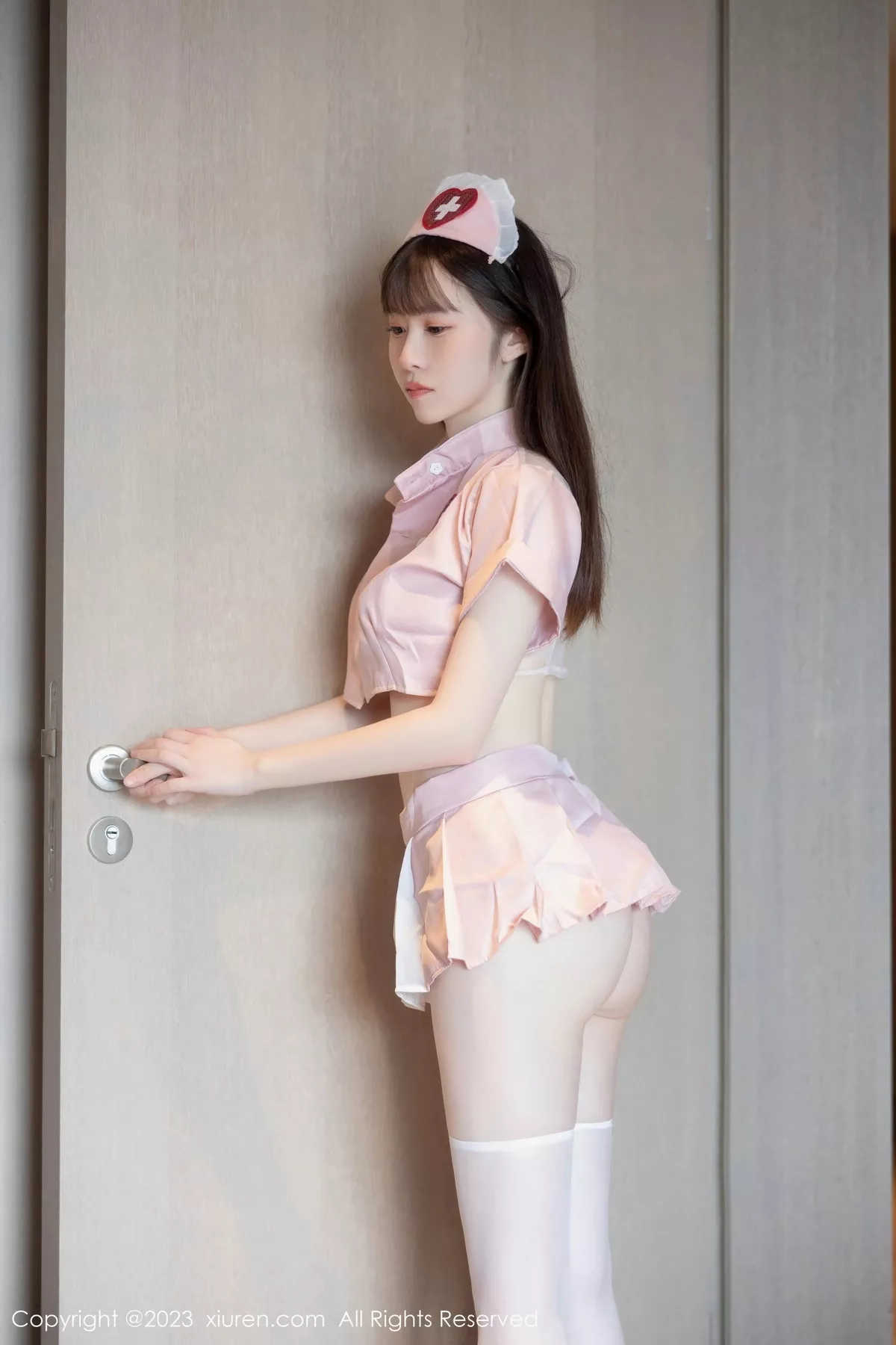 图片[4]-[XiuRen秀人网]第7090期林悠悠写真-秀人集