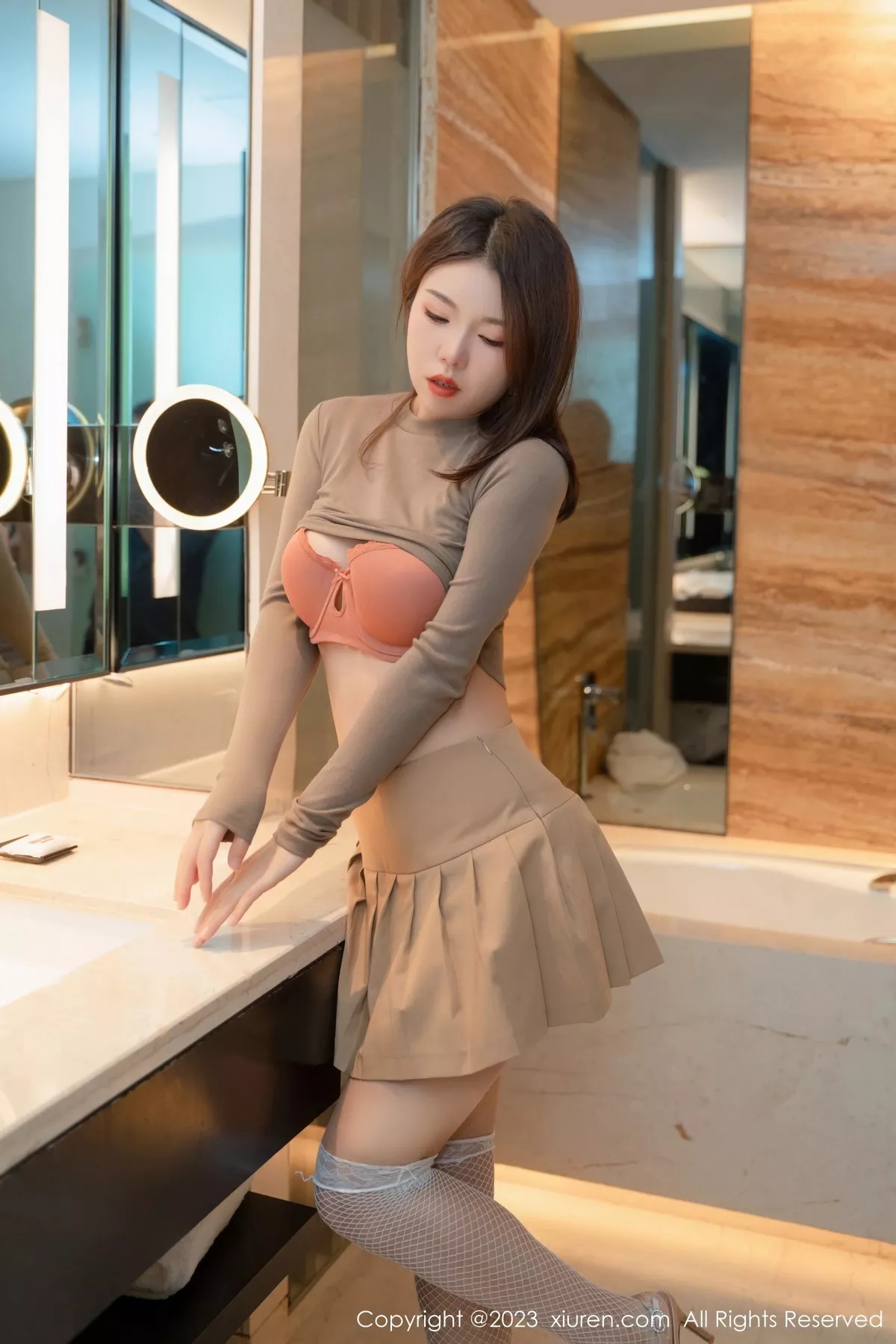 图片[11]-[XiuRen秀人网]第6972期陆萱雅写真-秀人集