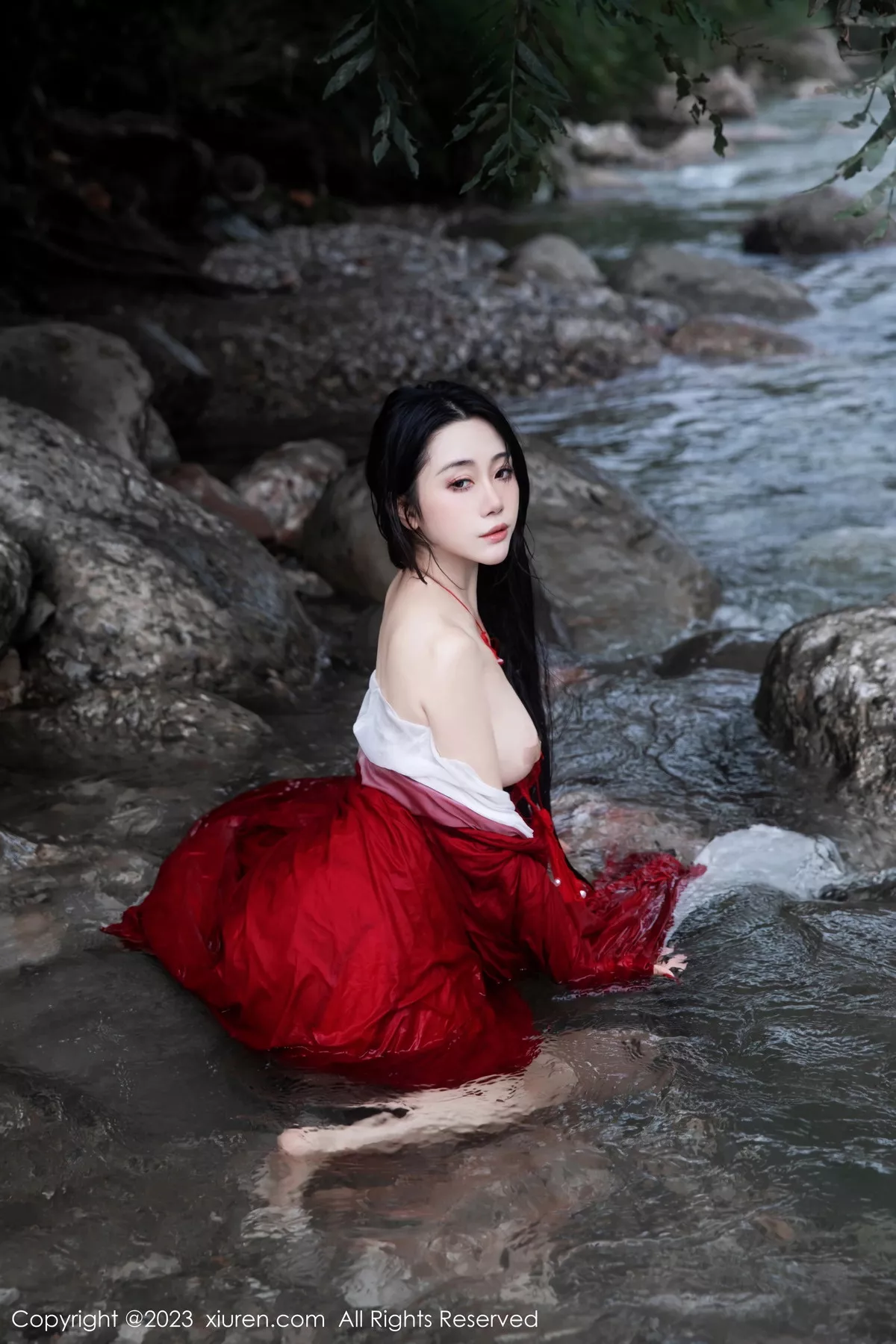 图片[42]-[XiuRen秀人网]第7295期严利娅写真-秀人集