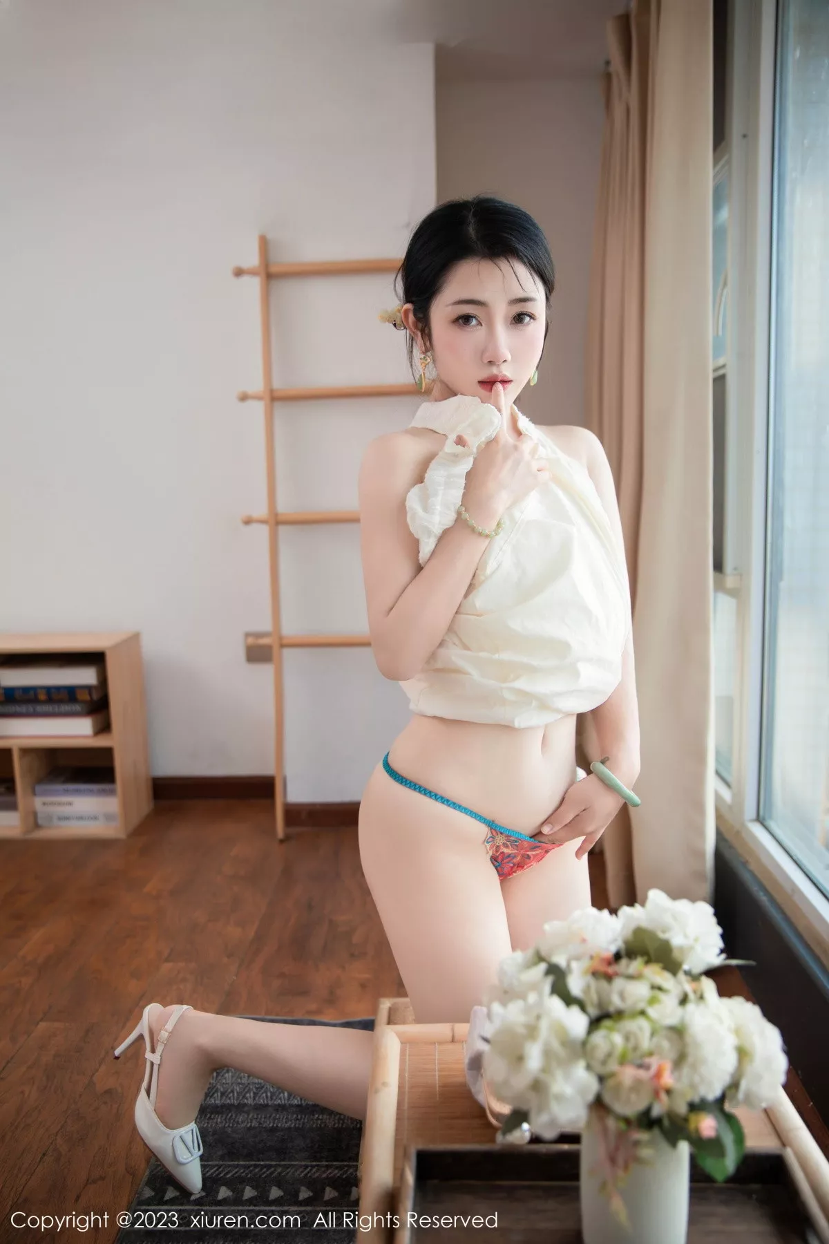 图片[38]-[XiuRen秀人网]第7435期严利娅写真-秀人集