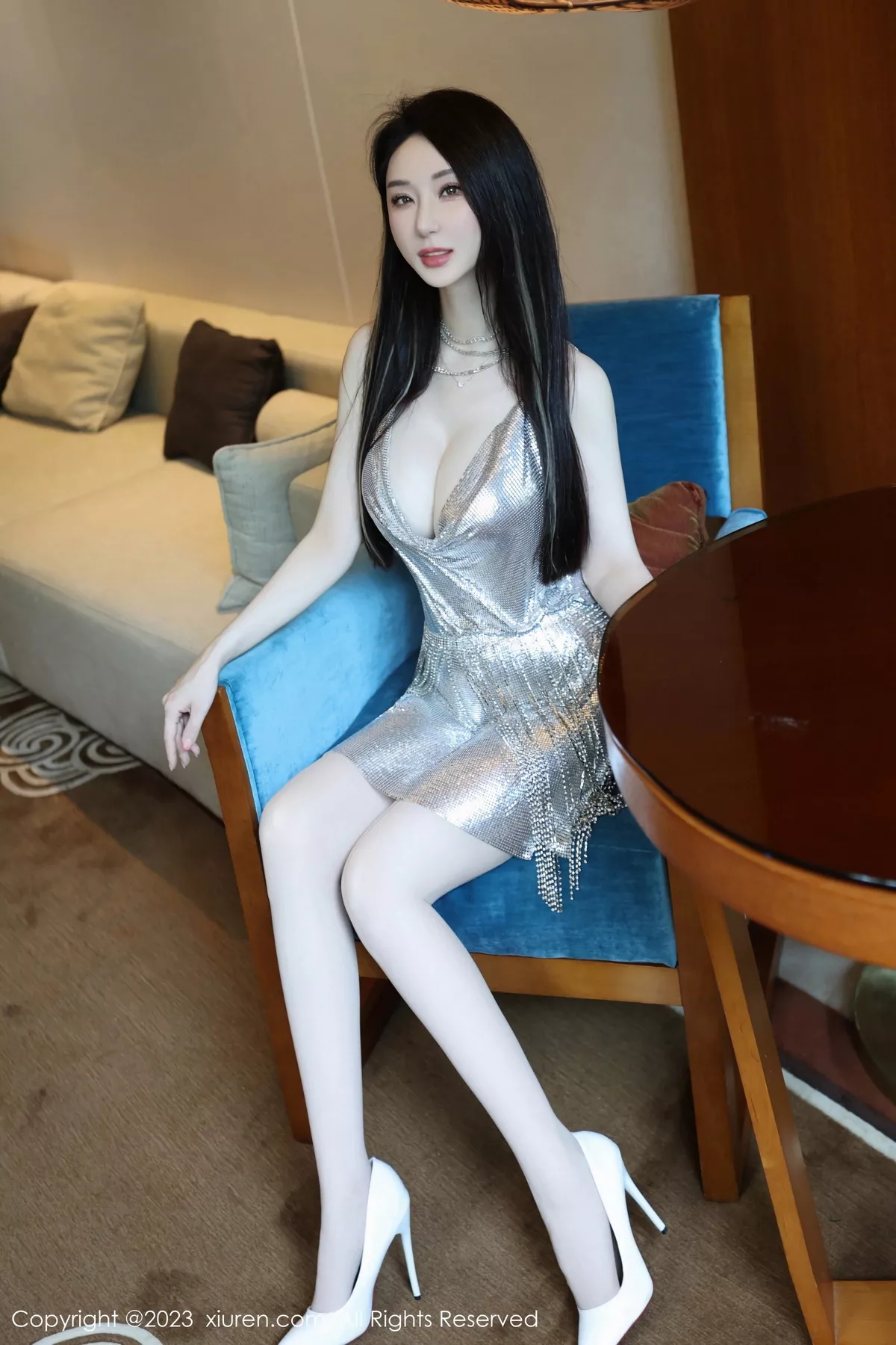 图片[2]-[XiuRen秀人网]第7483期田兮白写真-秀人集
