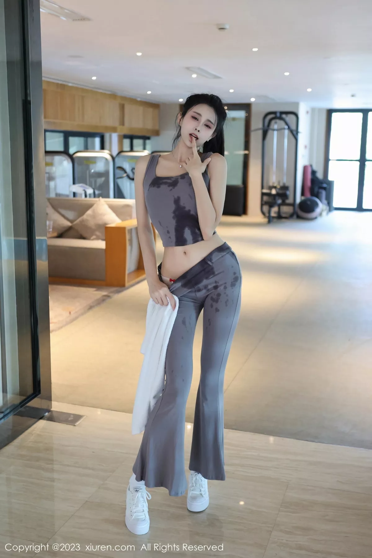 图片[17]-[XiuRen秀人网]第7512期草莓mm写真-秀人集