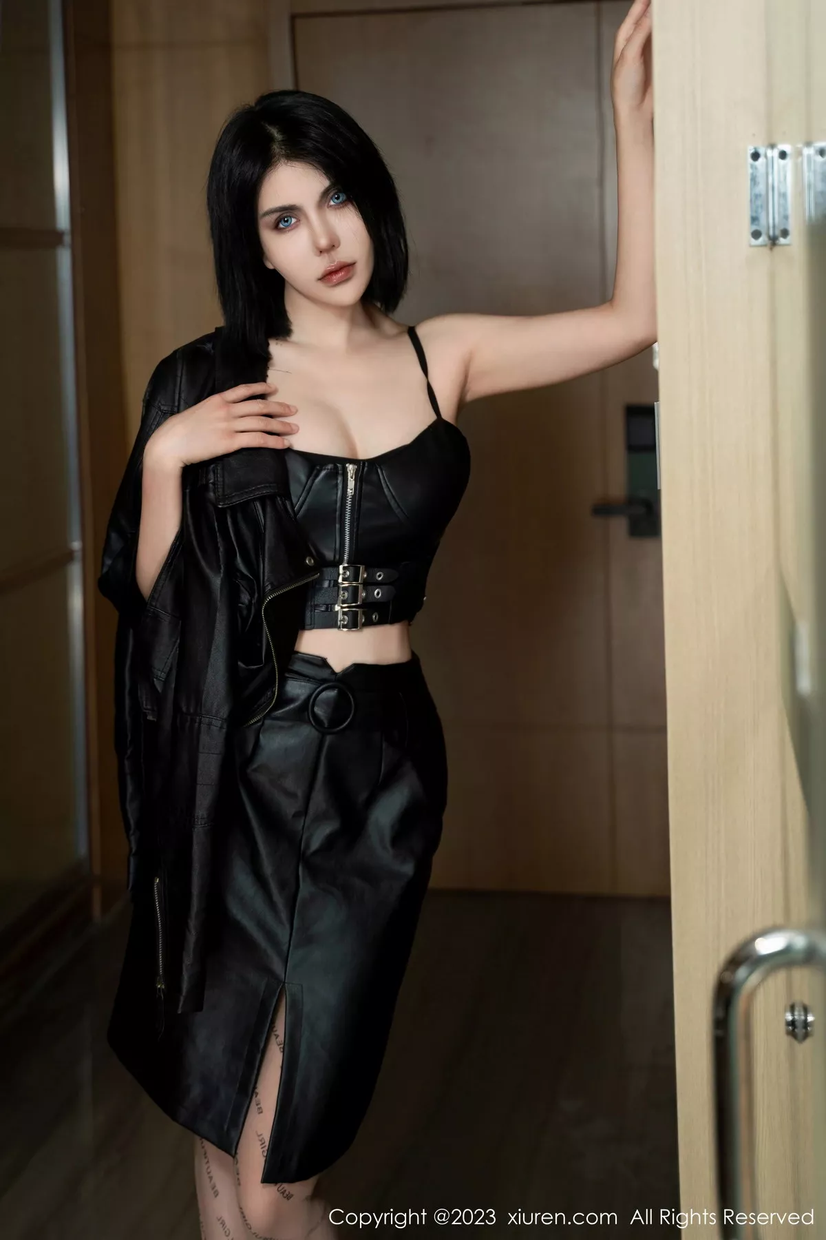 图片[13]-[XiuRen秀人网]第7581期金纯一写真-秀人集