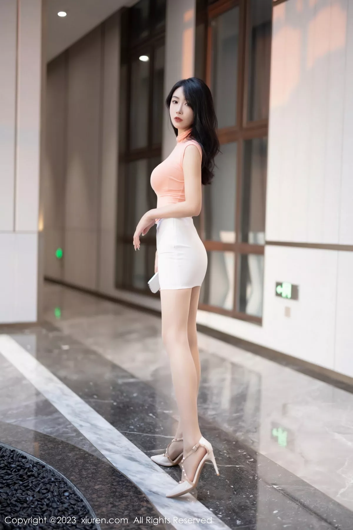 图片[5]-[XiuRen秀人网]第7619期苏苏阿写真-秀人集