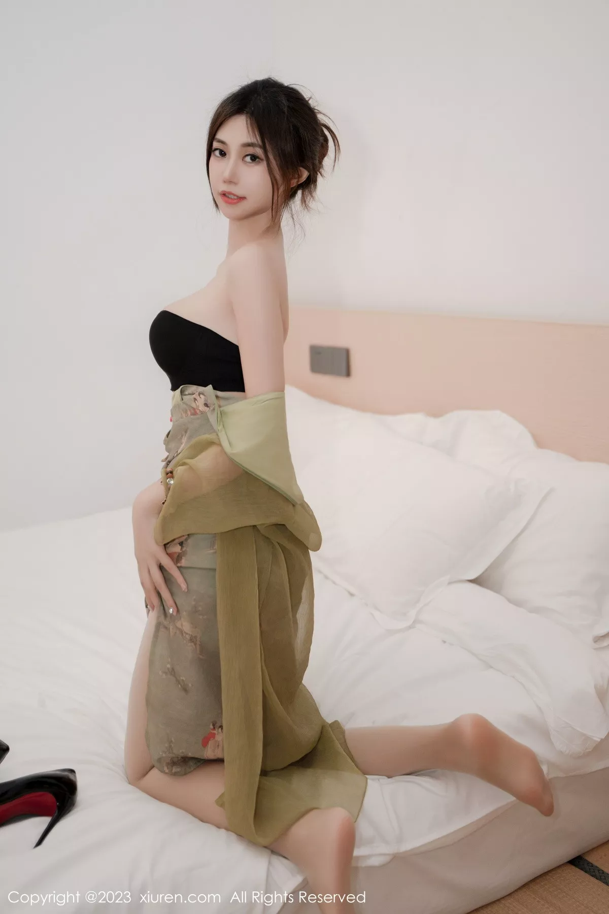 图片[36]-[XiuRen秀人网]第7646期绮里嘉写真-秀人集