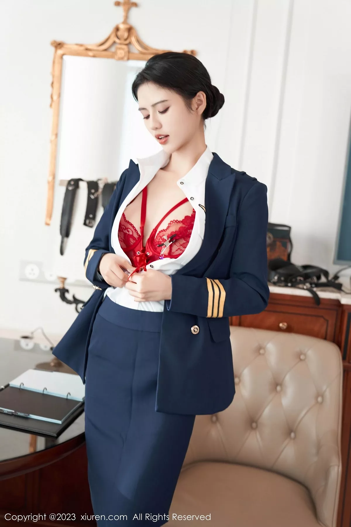 图片[3]-[XiuRen秀人网]第7737期浅浅写真-秀人集