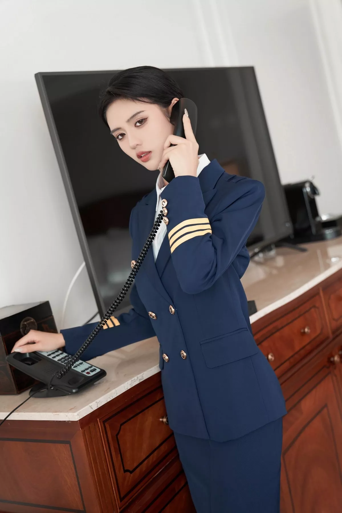 图片[18]-[XiuRen秀人网]第7737期浅浅写真-秀人集