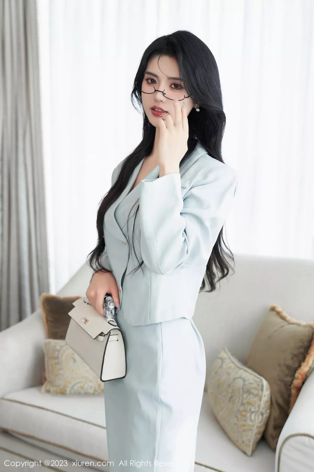 图片[15]-[XiuRen秀人网]第7708期浅浅写真-秀人集