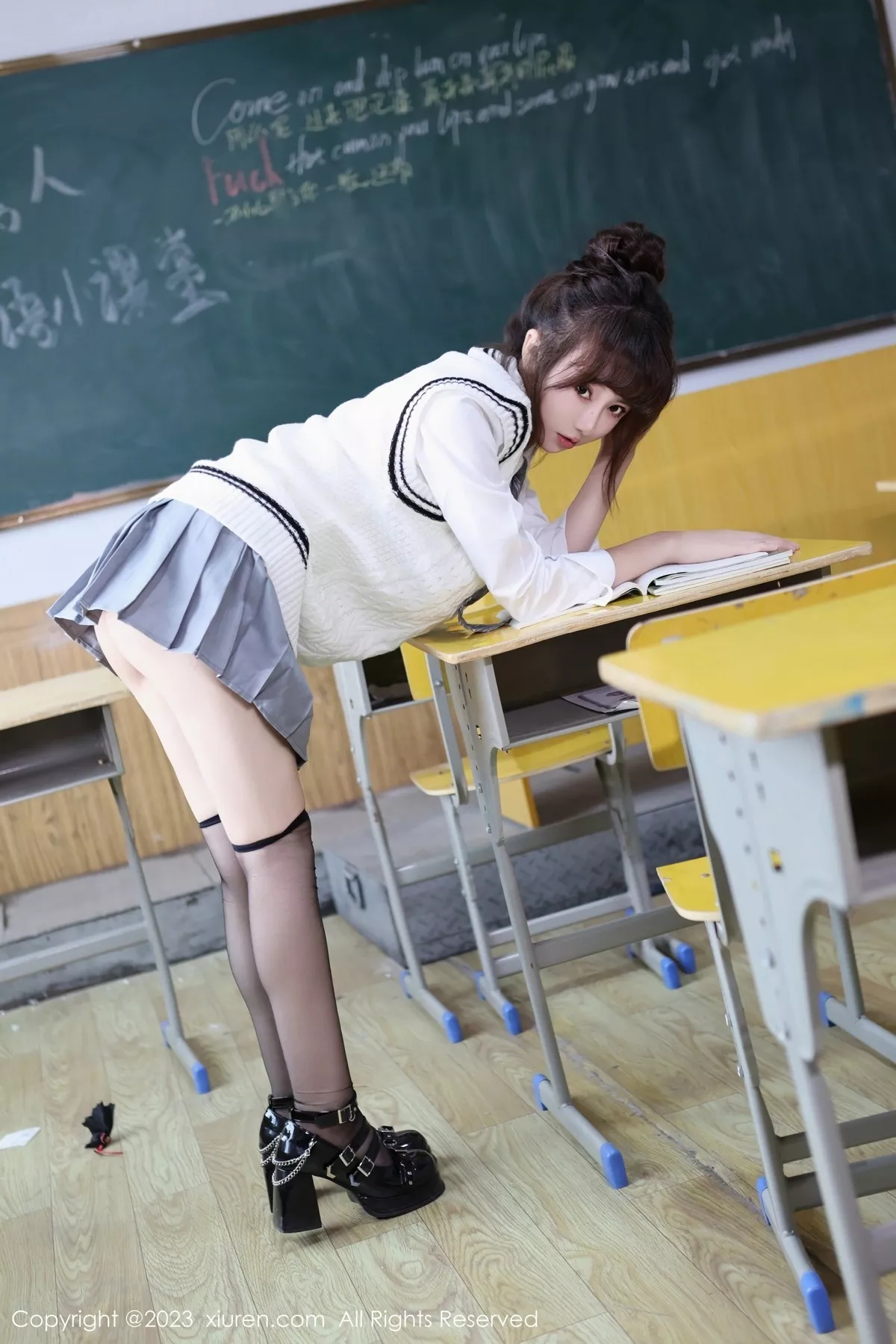 图片[12]-[XiuRen秀人网]第7712期白笑笑写真-秀人集