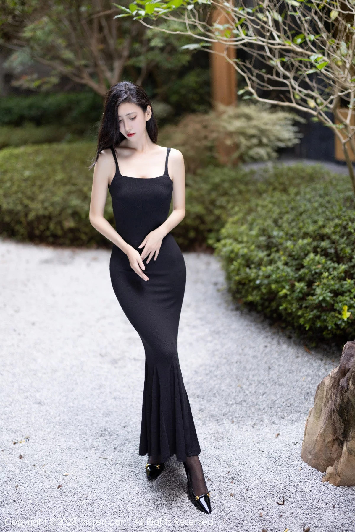 图片[23]-[XiuRen秀人网]第7830期章芃芃写真-秀人集