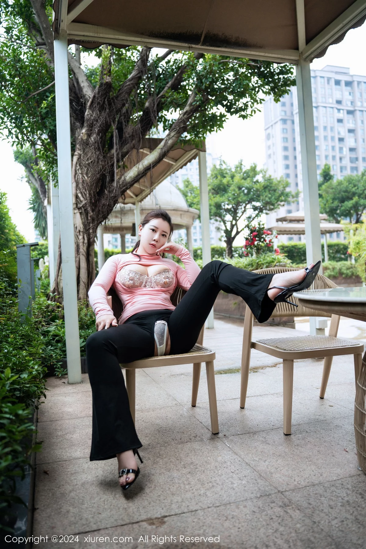 图片[12]-[XiuRen秀人网]第7943期王婉悠写真-秀人集