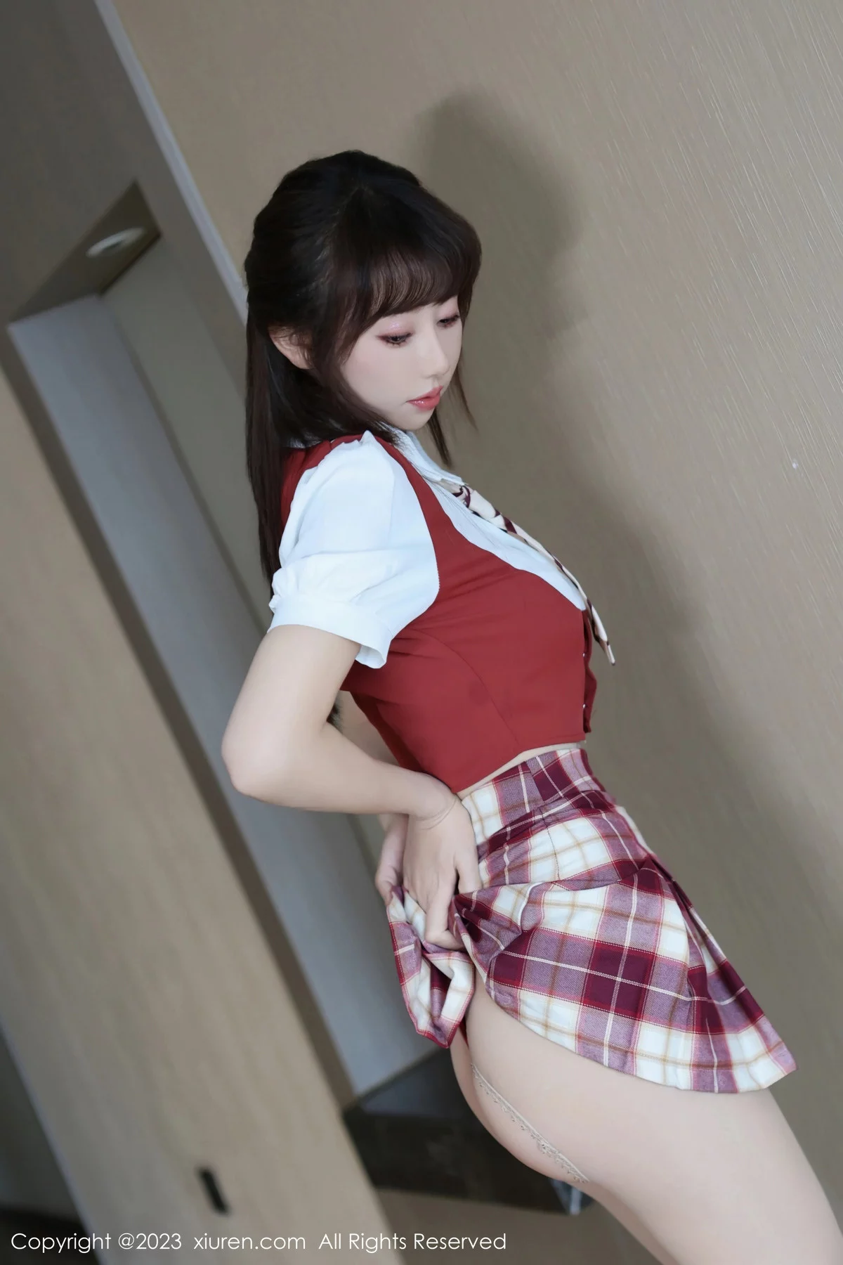 图片[12]-[XiuRen秀人网]第7851期金tiao写真-秀人集