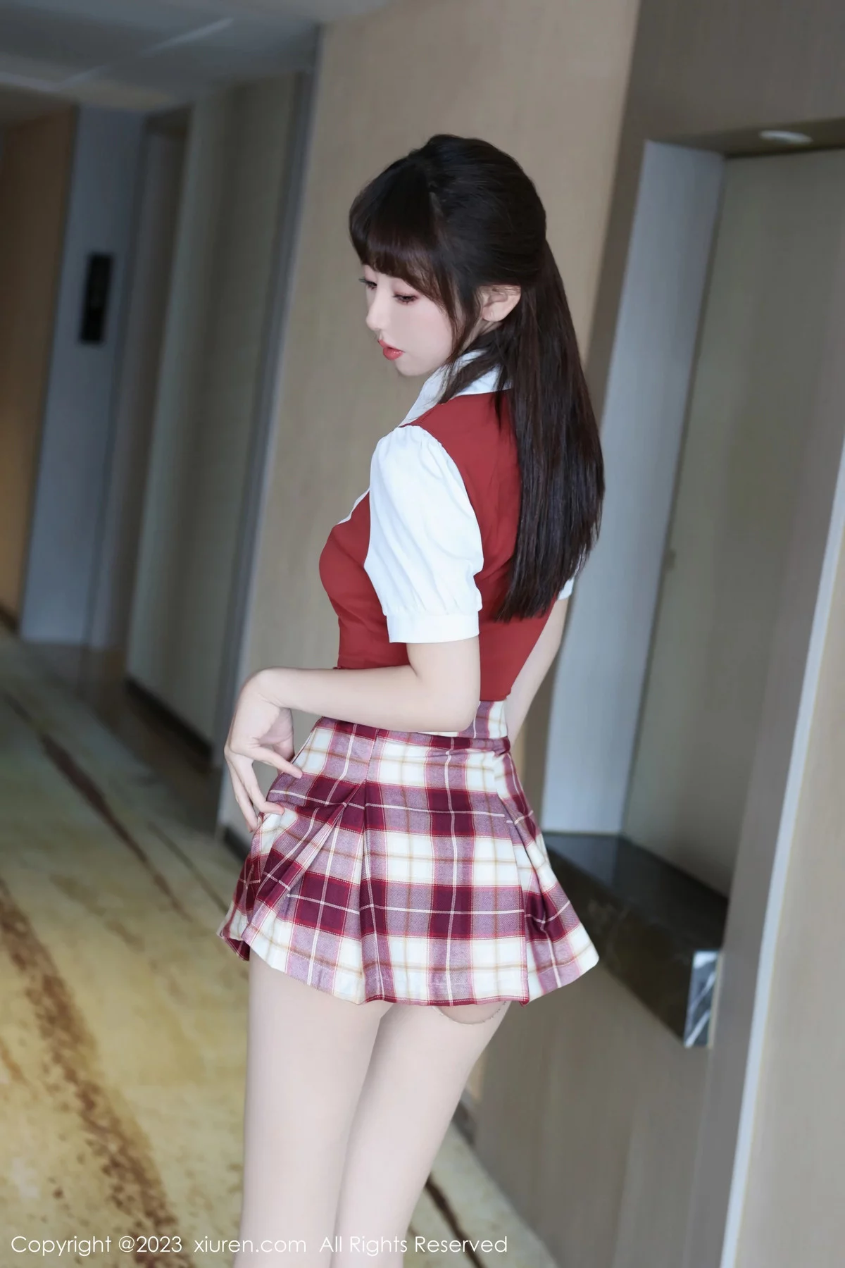图片[8]-[XiuRen秀人网]第7851期金tiao写真-秀人集