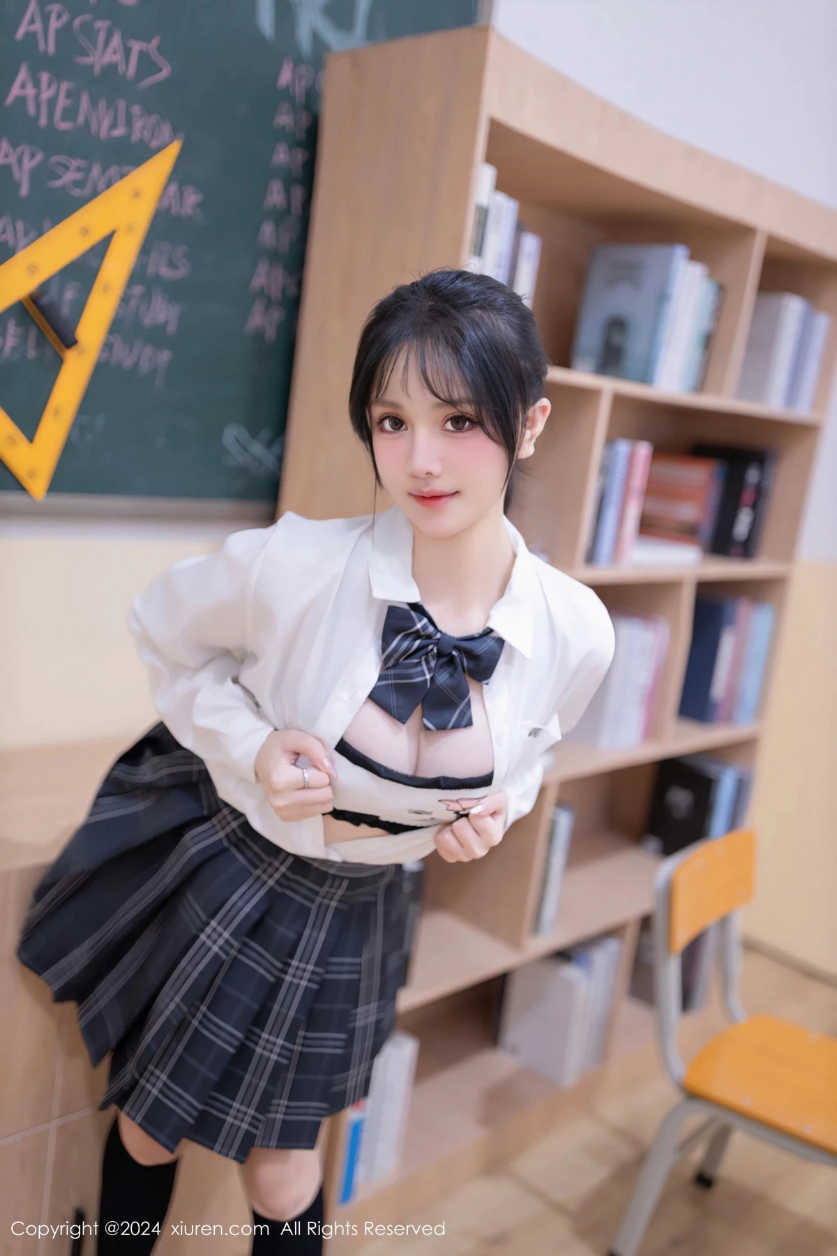 图片[5]-[XiuRen秀人网]第8058期幼幼写真-秀人集