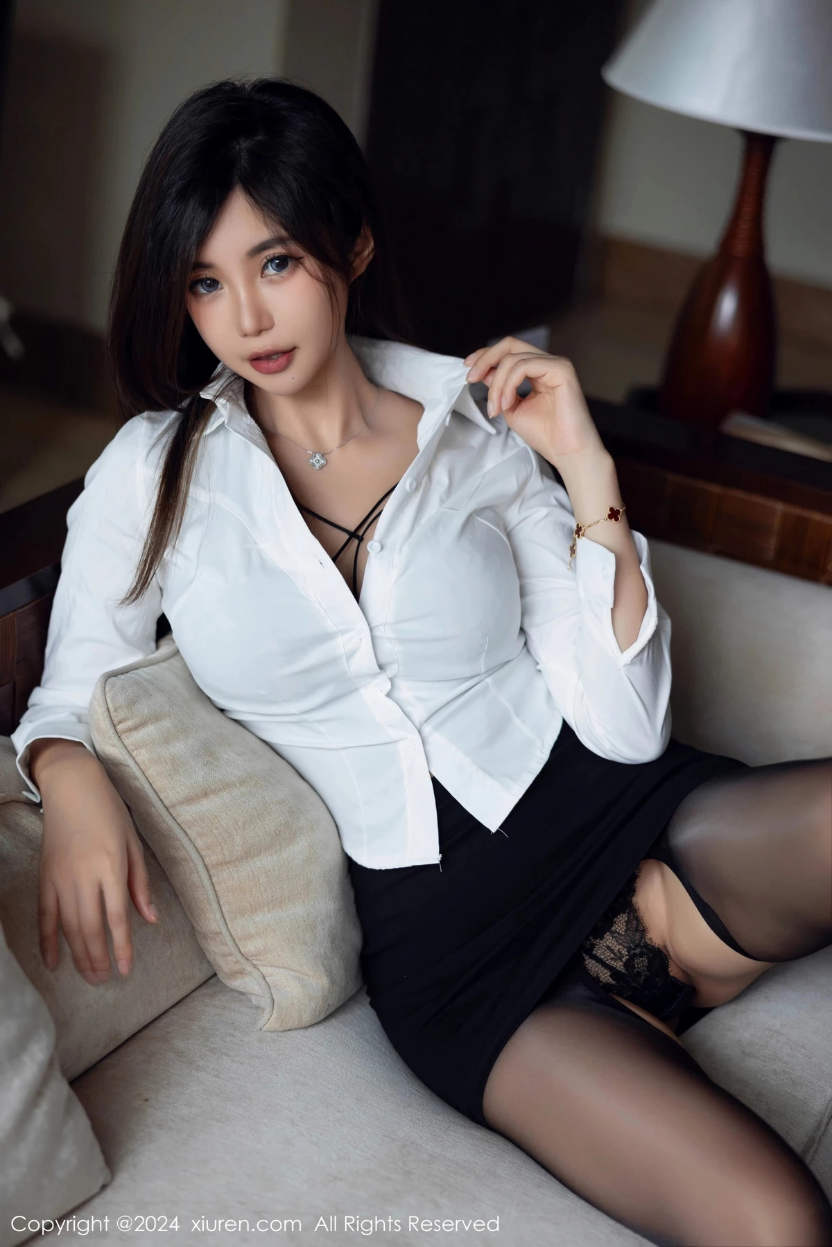 图片[27]-[XiuRen秀人网]第8053期绮里嘉写真-秀人集