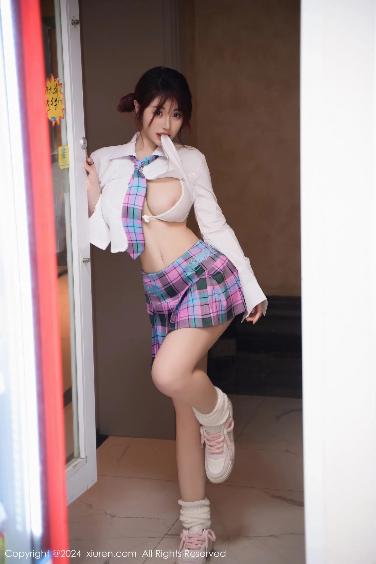 图片[19]-[XiuRen秀人网]第8015期美七写真-秀人集
