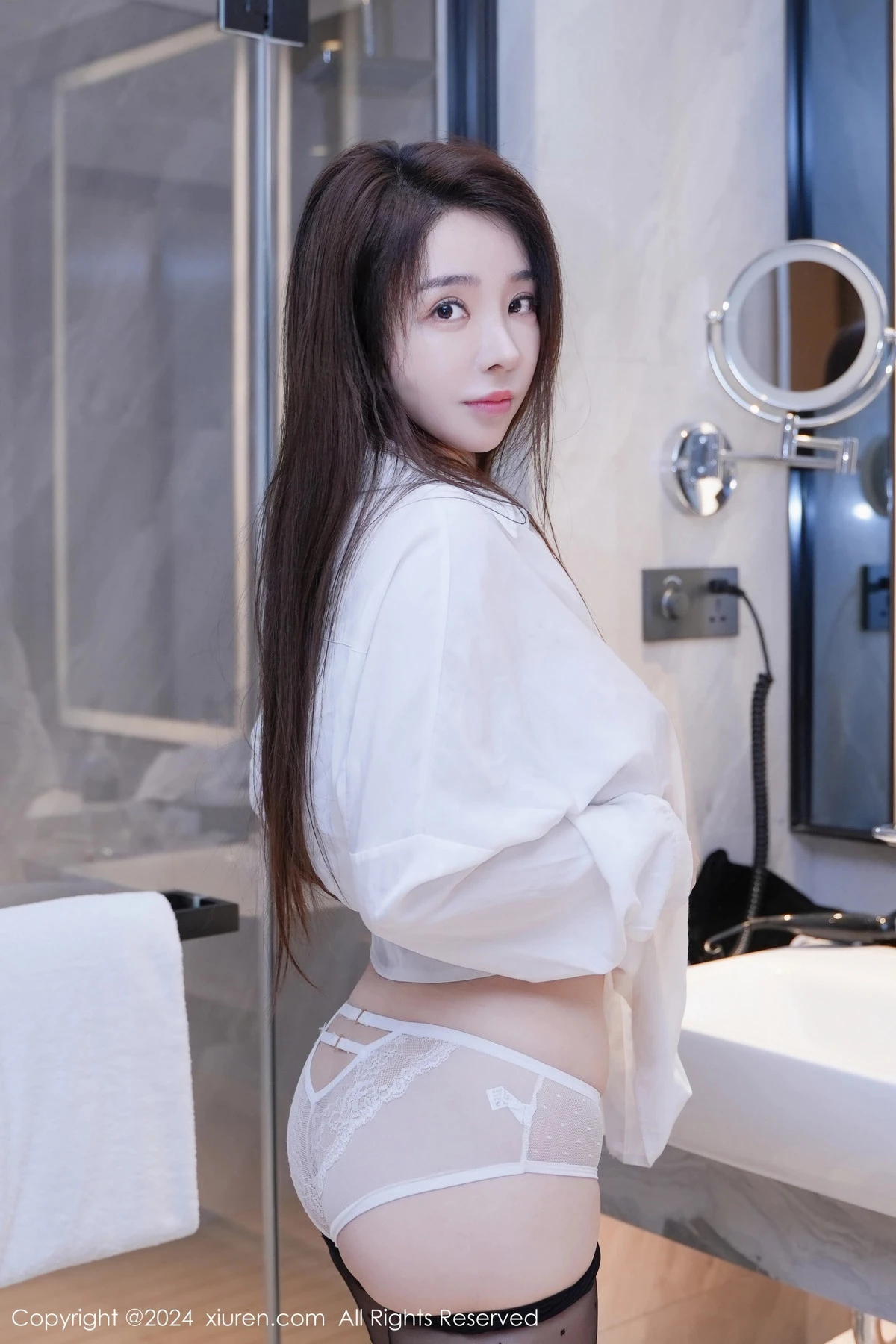 图片[24]-[XiuRen秀人网]第8184期雨儿酱写真-秀人集
