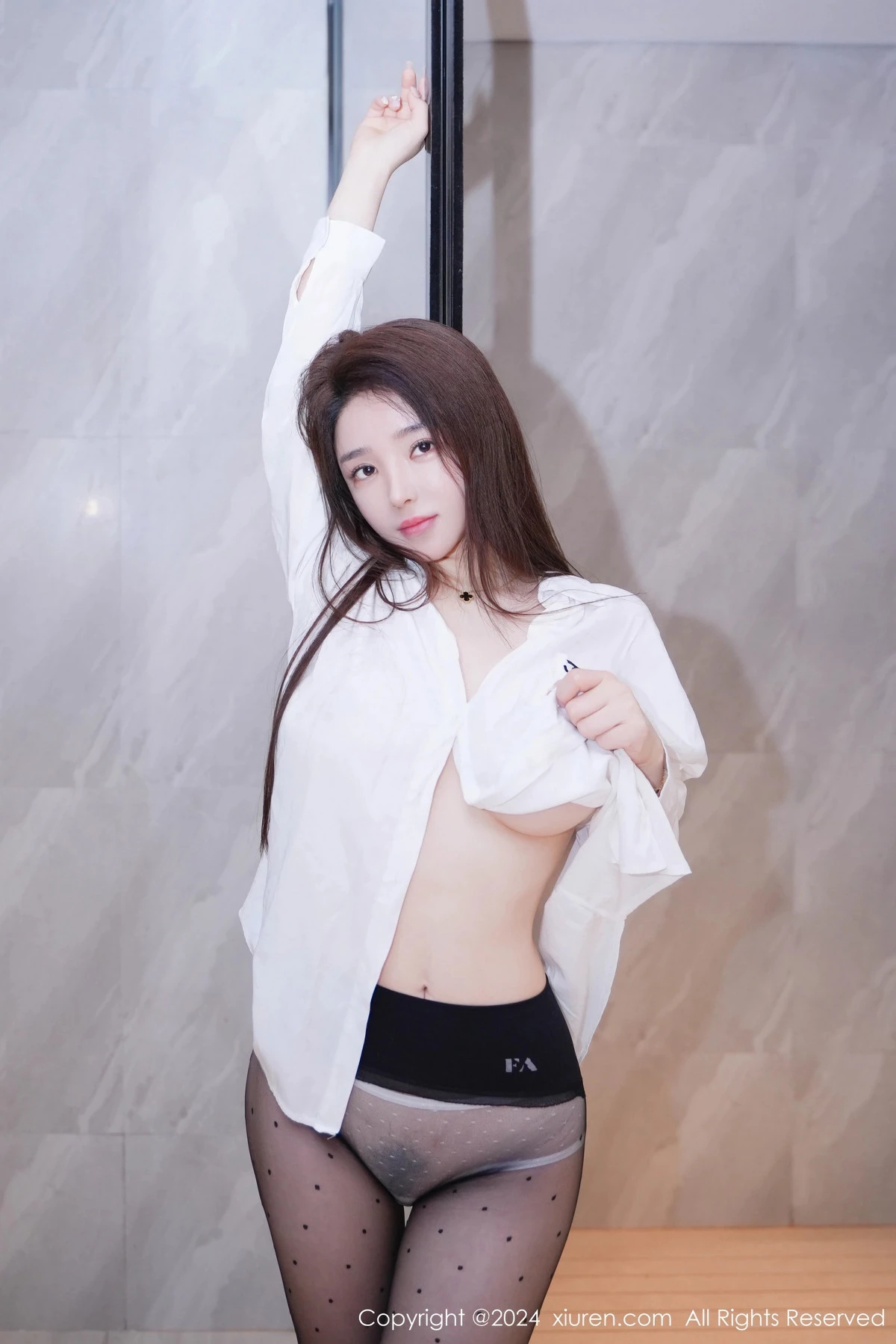 图片[18]-[XiuRen秀人网]第8184期雨儿酱写真-秀人集