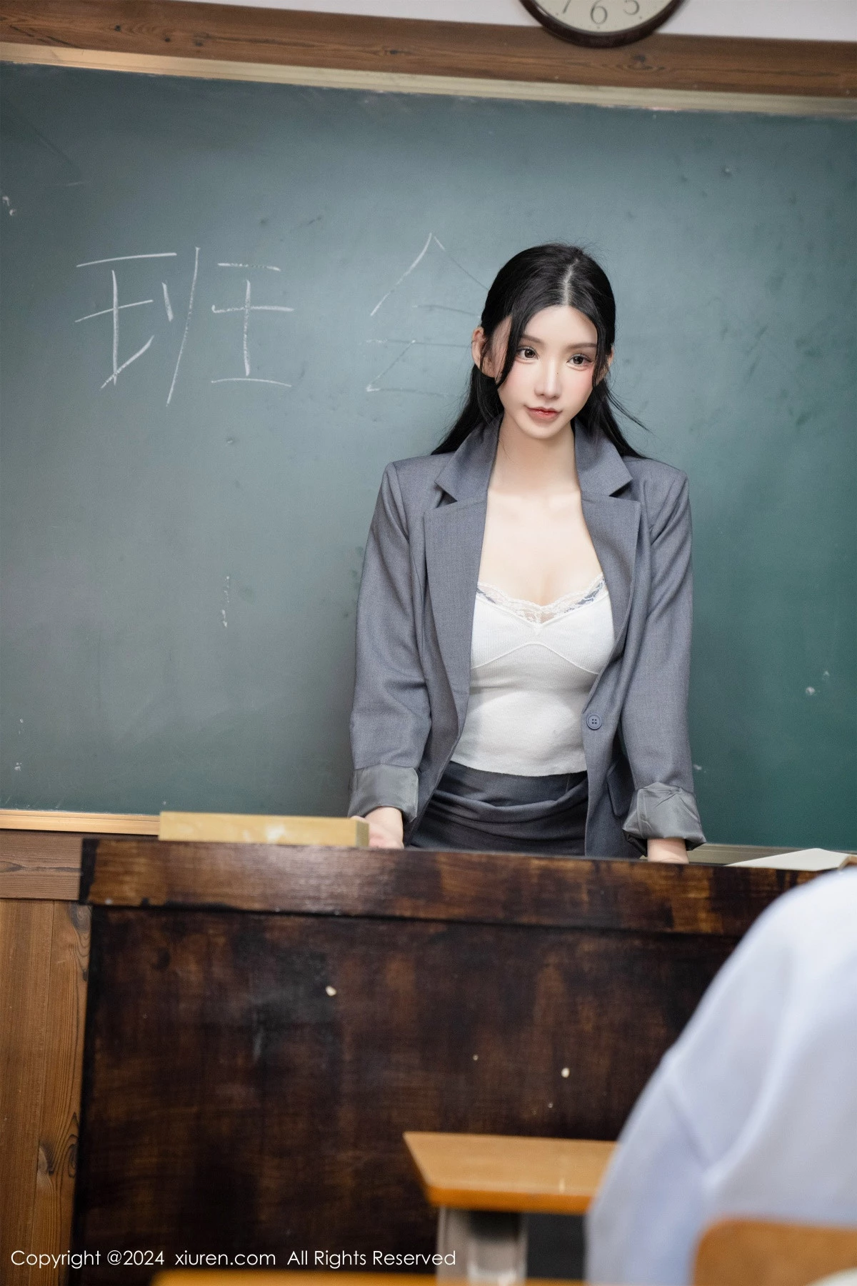 图片[32]-[XiuRen秀人网]第8204期周于希写真-秀人集