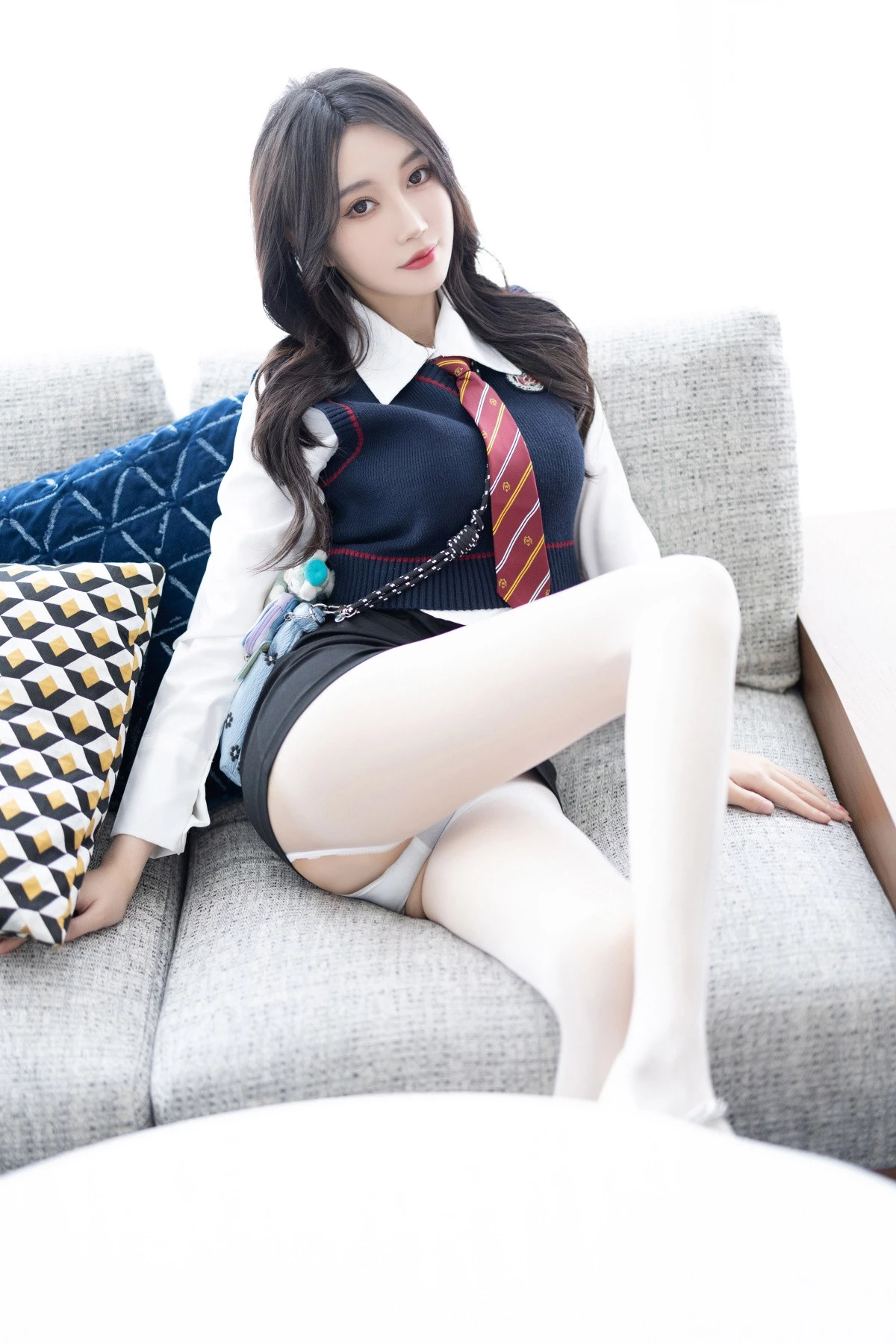 图片[19]-[XiuRen秀人网]第8247期玥儿玥写真-秀人集