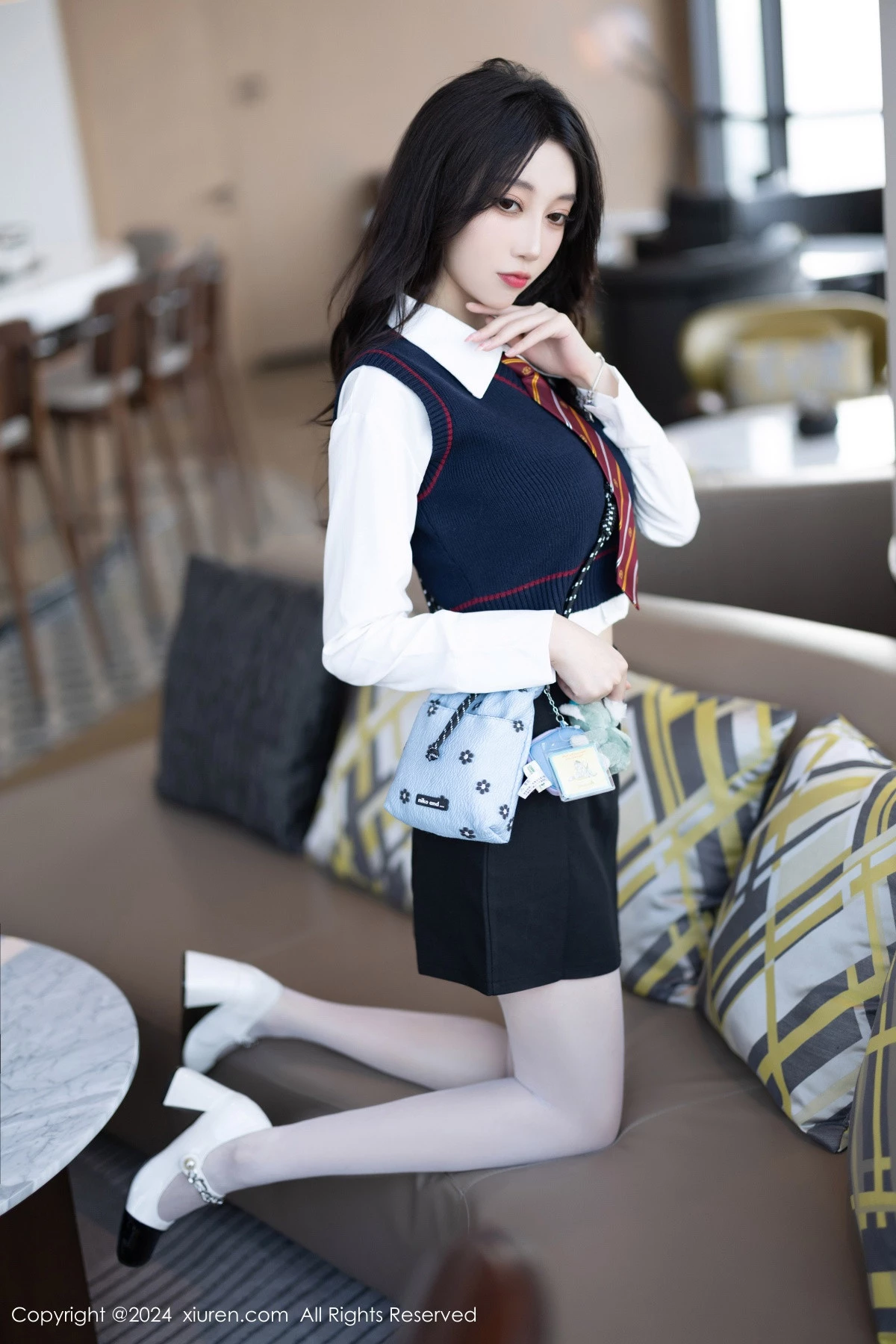 图片[13]-[XiuRen秀人网]第8247期玥儿玥写真-秀人集