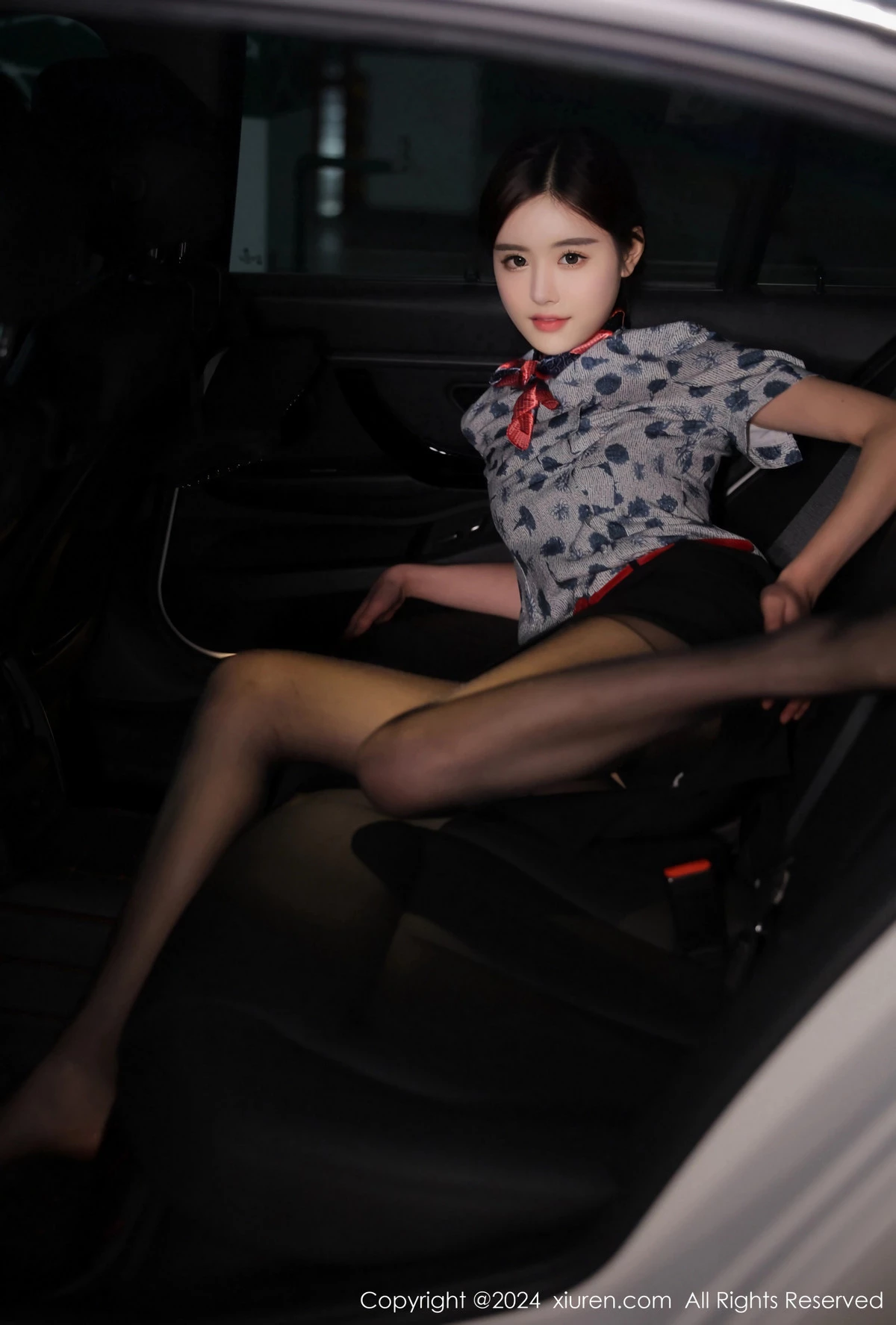 图片[35]-[XiuRen秀人网]第8125期晚苏写真-秀人集