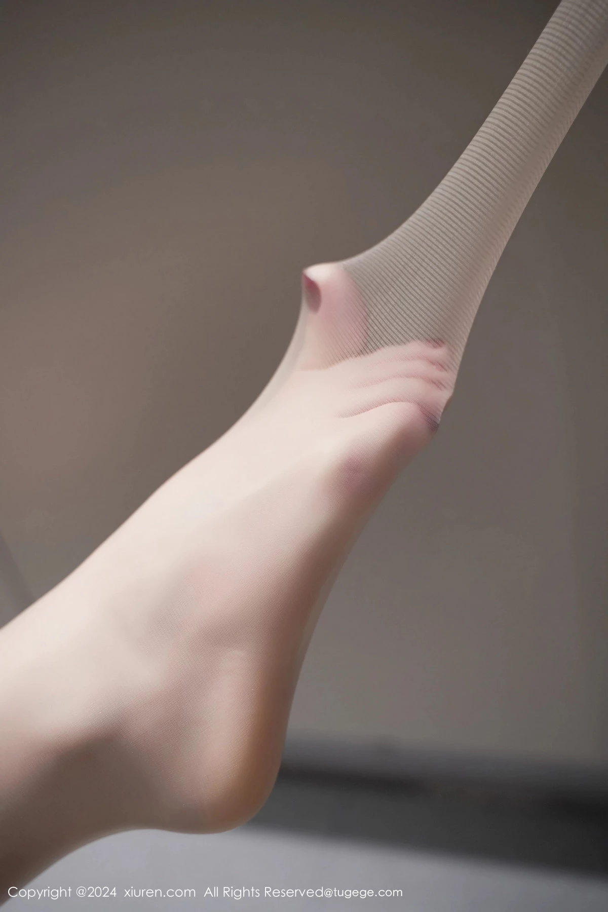 图片[24]-[XiuRen秀人网]第8313期美七写真-秀人集