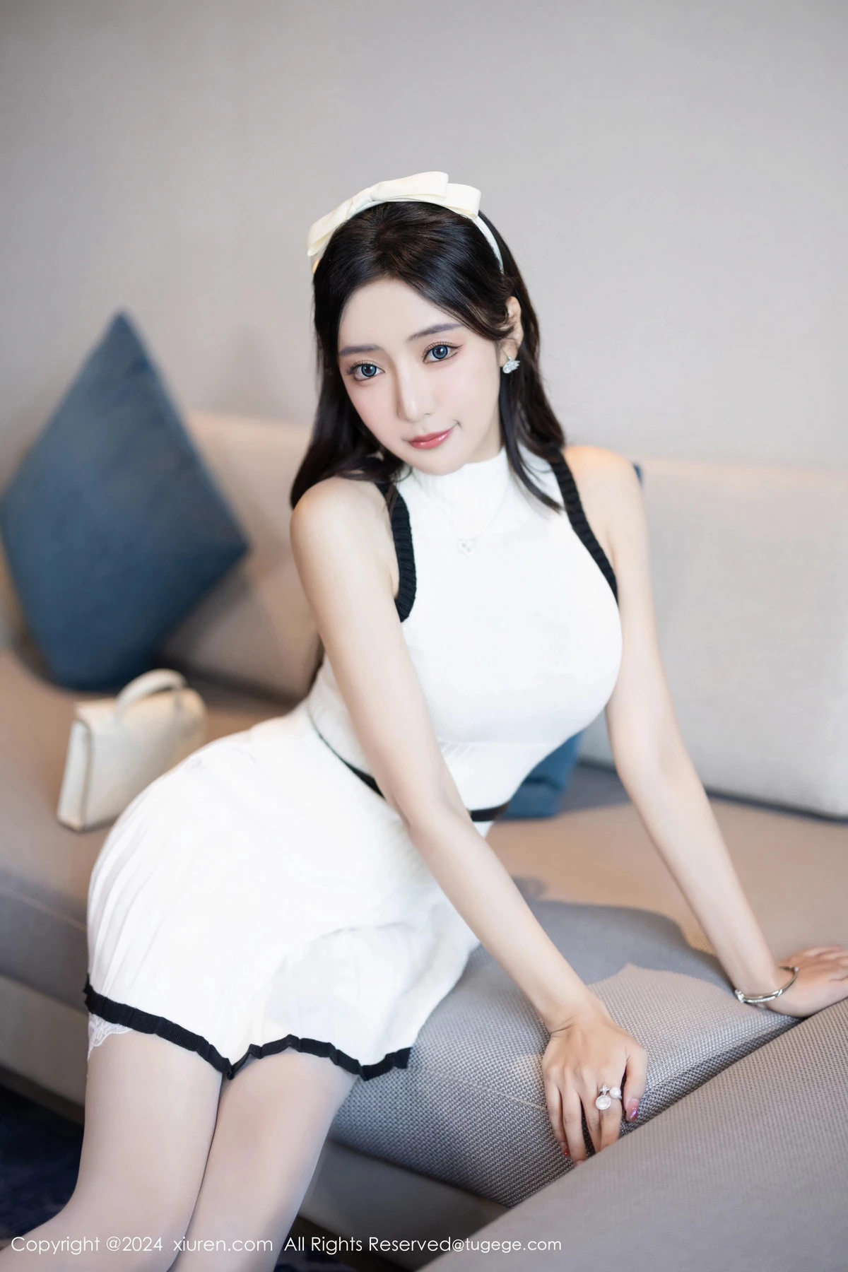 图片[19]-[XiuRen秀人网]第8334期王馨瑶写真-秀人集