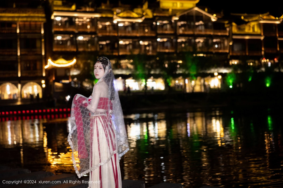 图片[12]-[XiuRen秀人网]第8349期豆瓣酱写真-秀人集