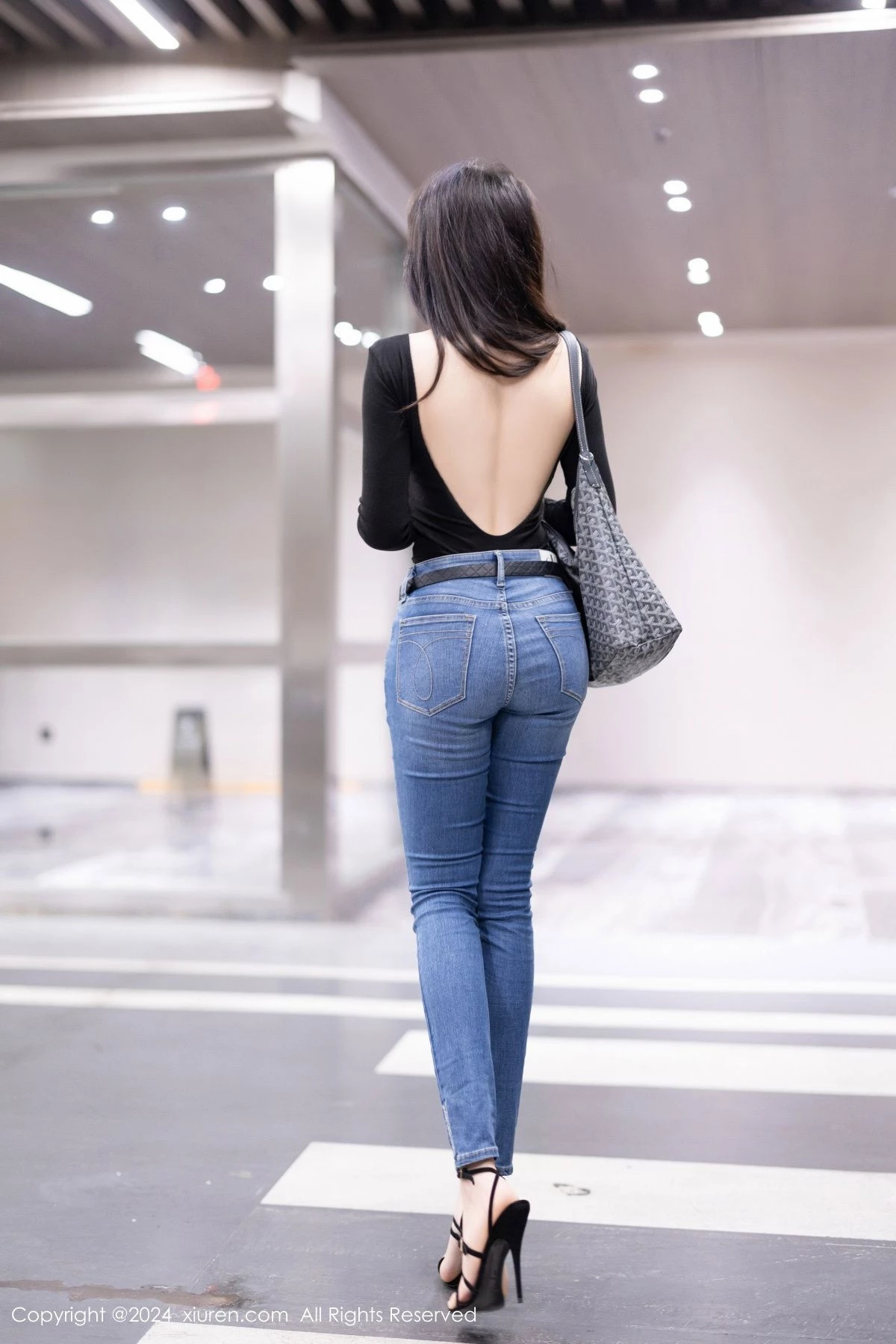 图片[5]-[XiuRen秀人网]第8385期晚苏写真-秀人集