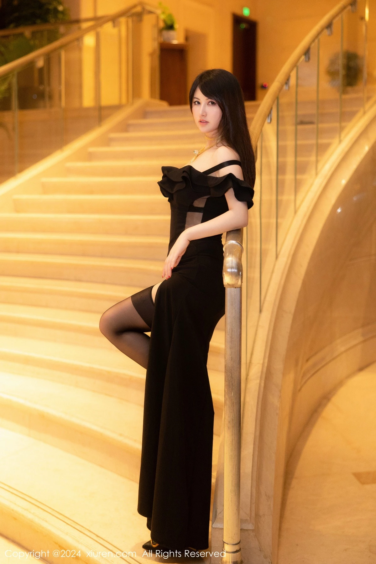 图片[5]-[XiuRen秀人网]第8397期诗诗写真-秀人集