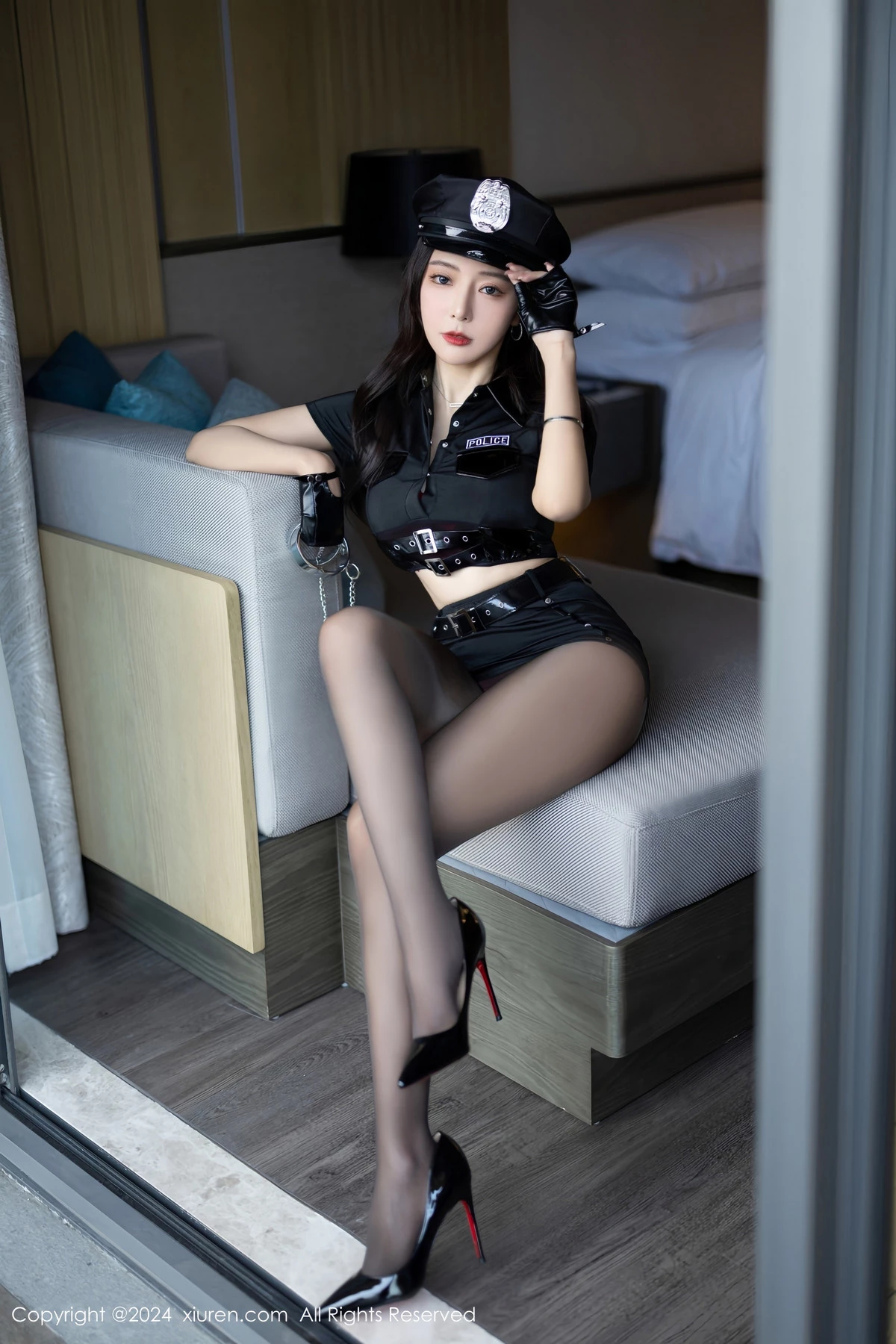 图片[23]-[XiuRen秀人网]第8286期王馨瑶写真-秀人集