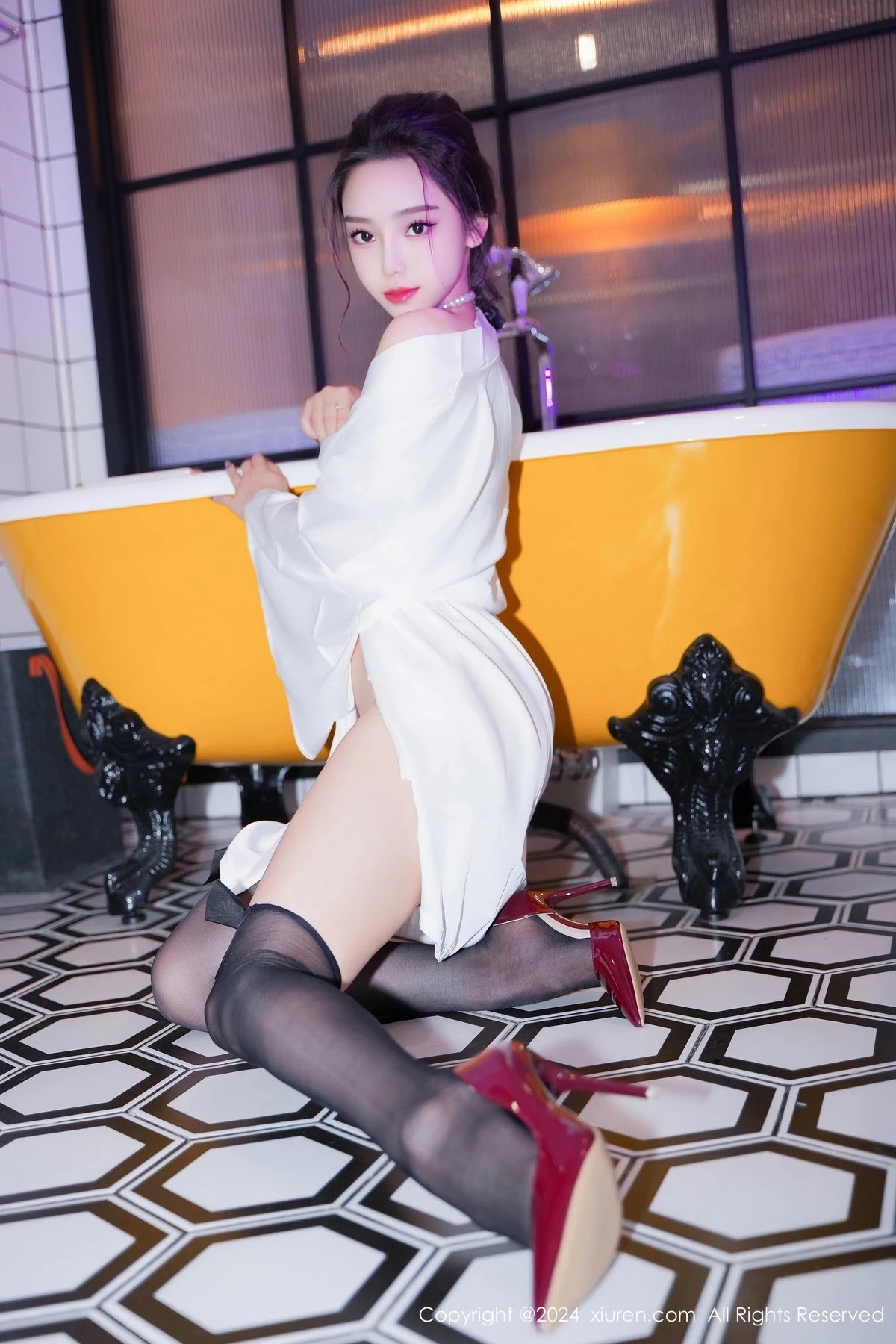 图片[31]-[XiuRen秀人网]第8283期苏曼兮写真-秀人集