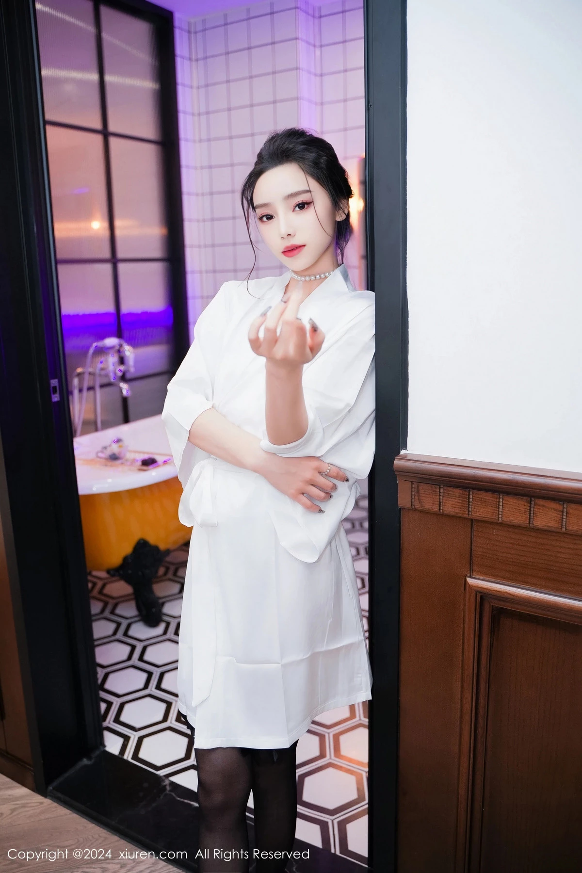 图片[10]-[XiuRen秀人网]第8283期苏曼兮写真-秀人集
