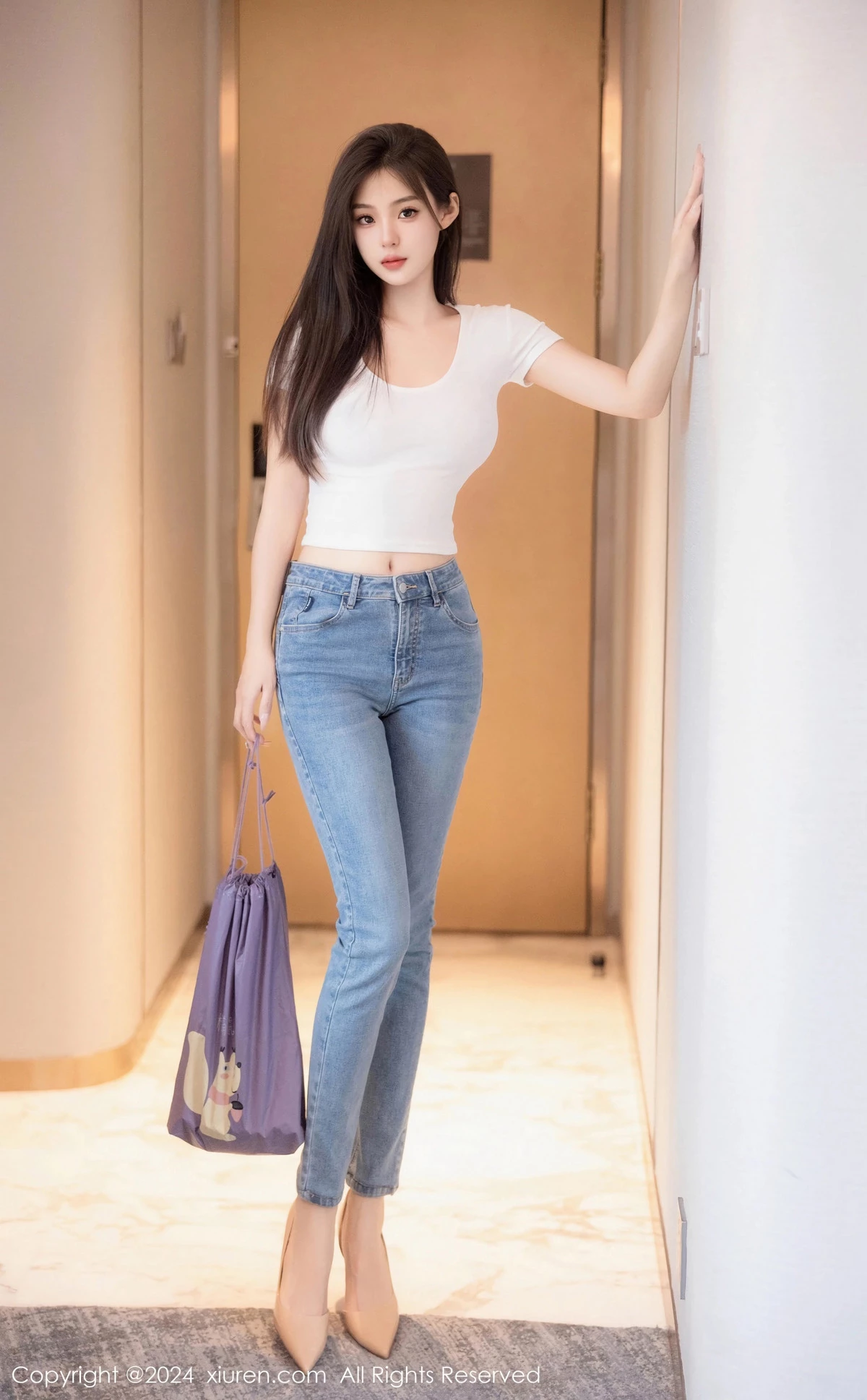 [XiuRen秀人网]第8467期周周不吃香菜写真-秀人集