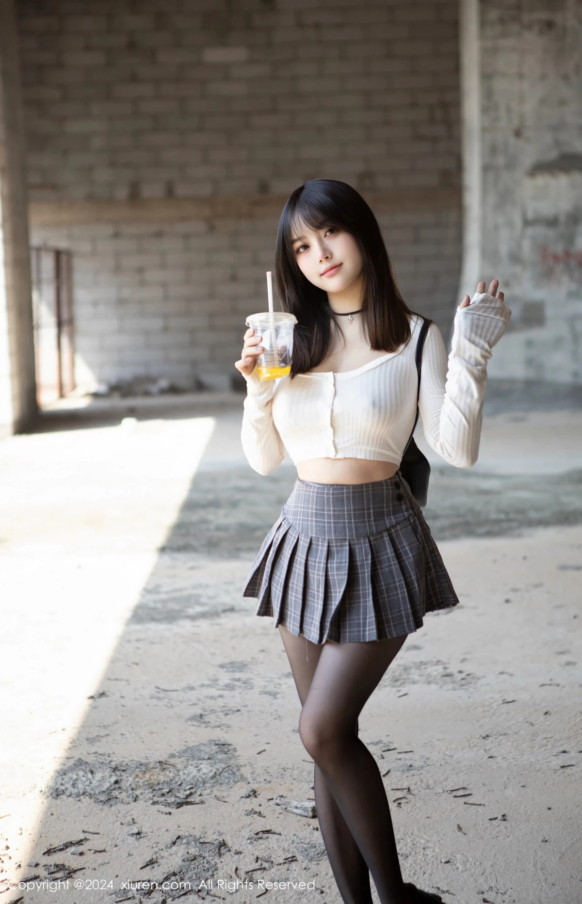 图片[5]-[XiuRen秀人网]第8439期豆瓣酱写真-秀人集