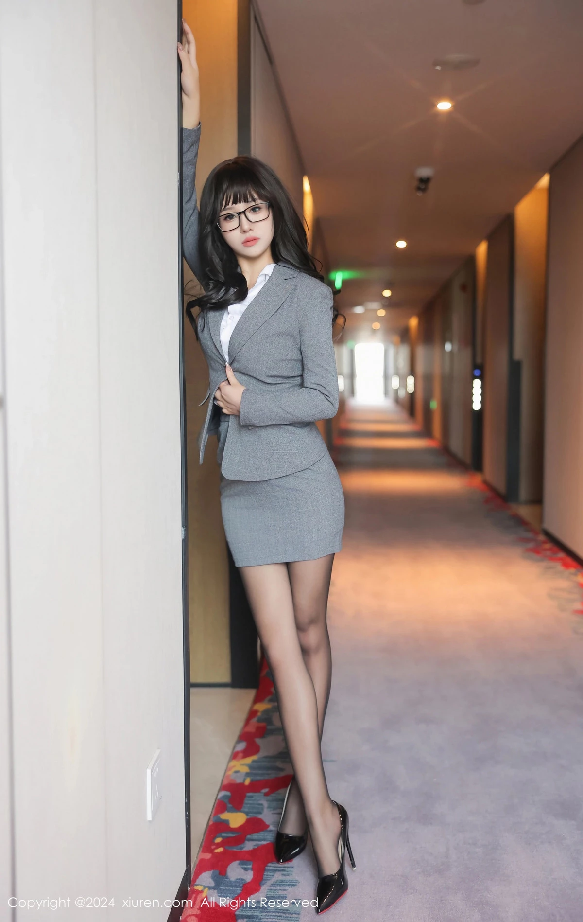 [XiuRen秀人网]第8496期金小依写真-秀人集