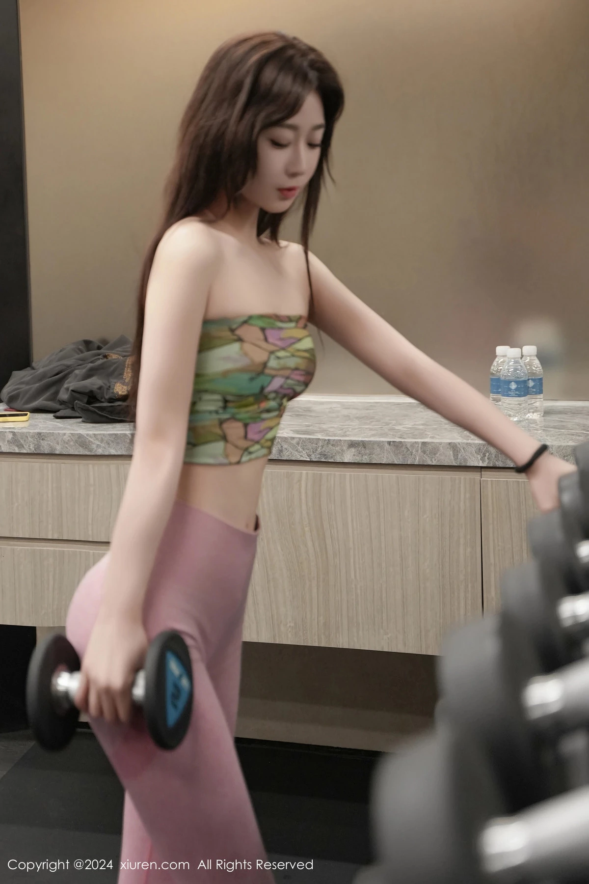 图片[8]-[XiuRen秀人网]第8585期软糖爱喝奶写真-秀人集
