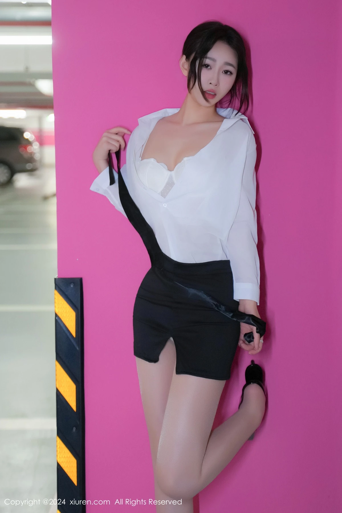 图片[15]-[XiuRen秀人网]第8613期软糖爱喝奶写真-秀人集
