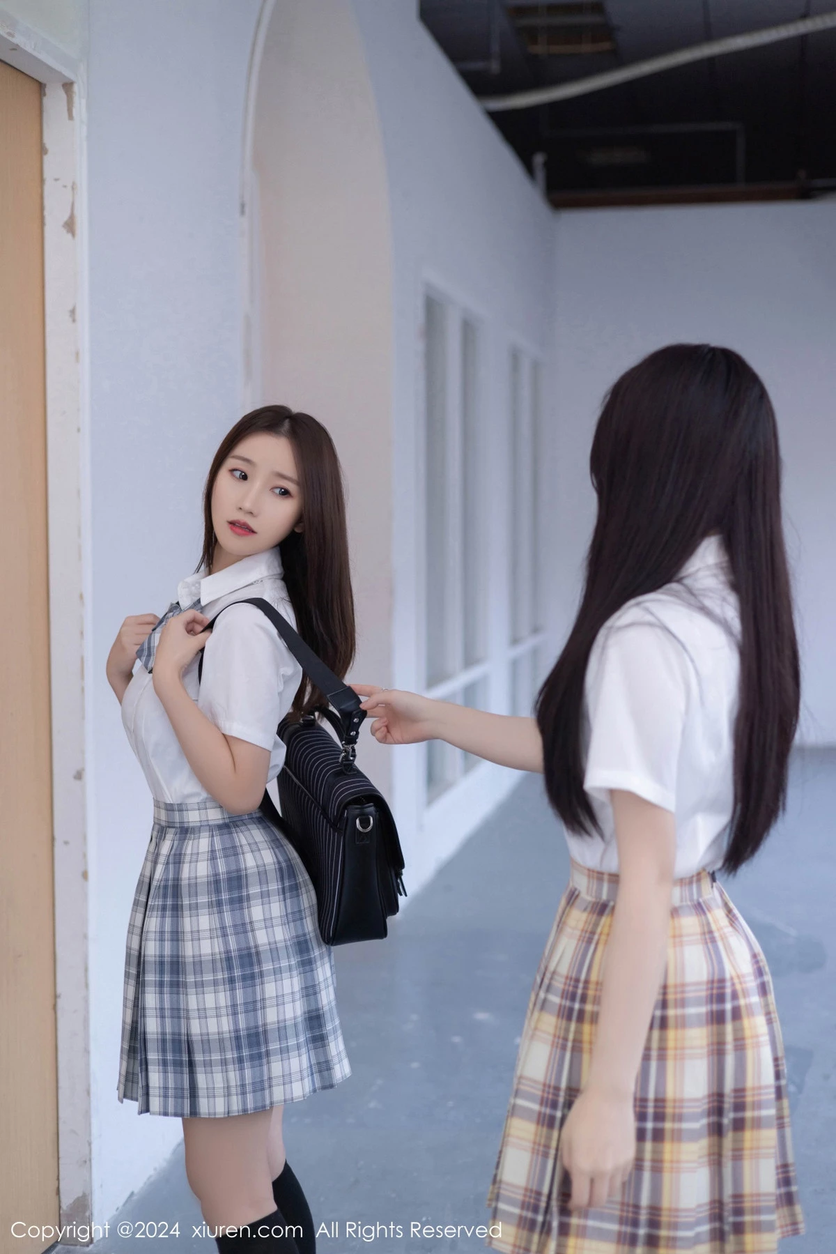 图片[3]-[XiuRen秀人网]第8654期杏子写真-秀人集