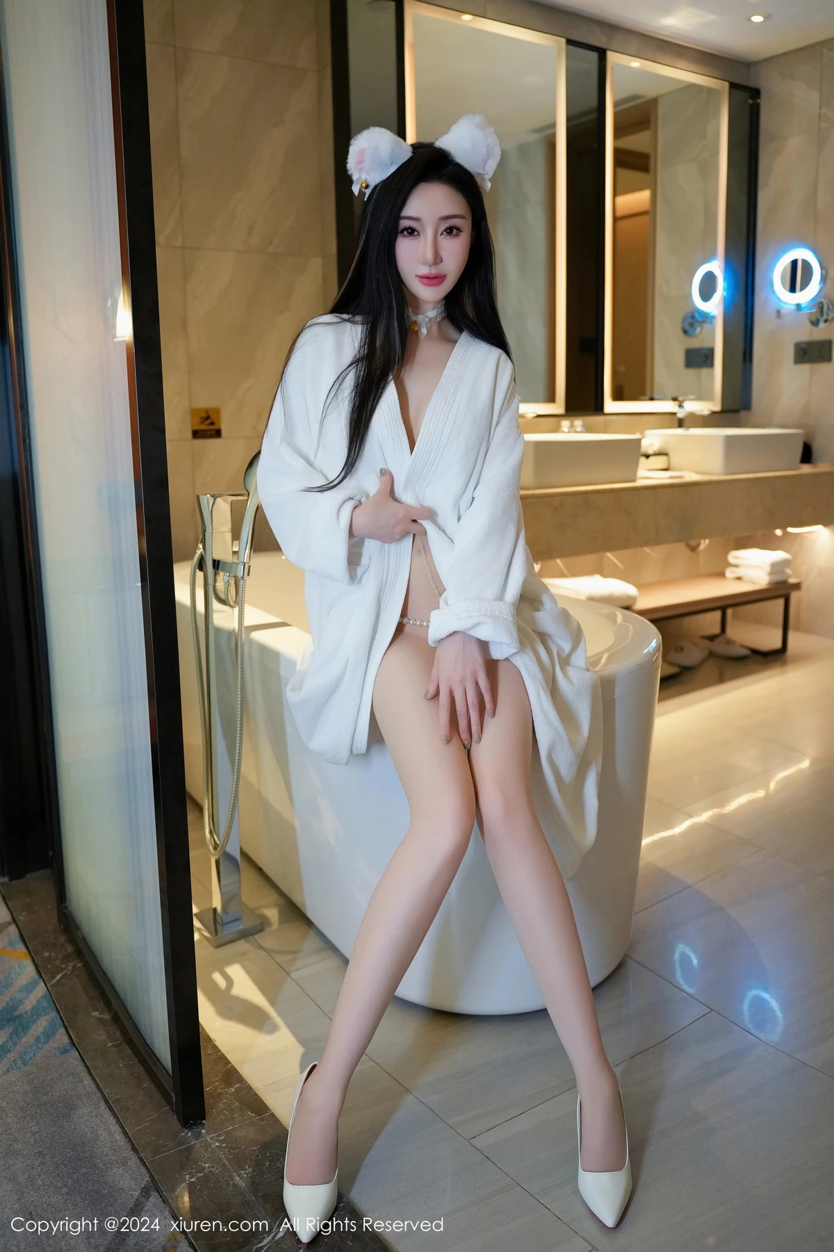 图片[76]-[XiuRen秀人网]第8679期田兮白写真-秀人集