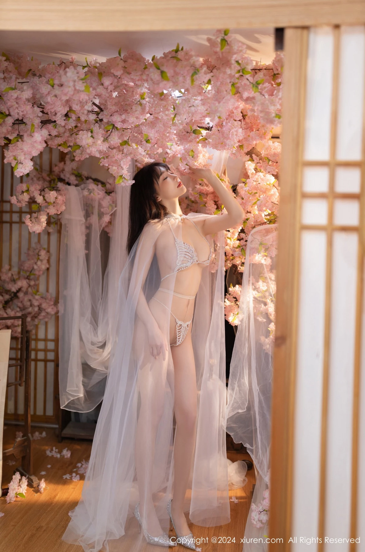 图片[4]-[XiuRen秀人网]第8807期陆萱萱写真-秀人集